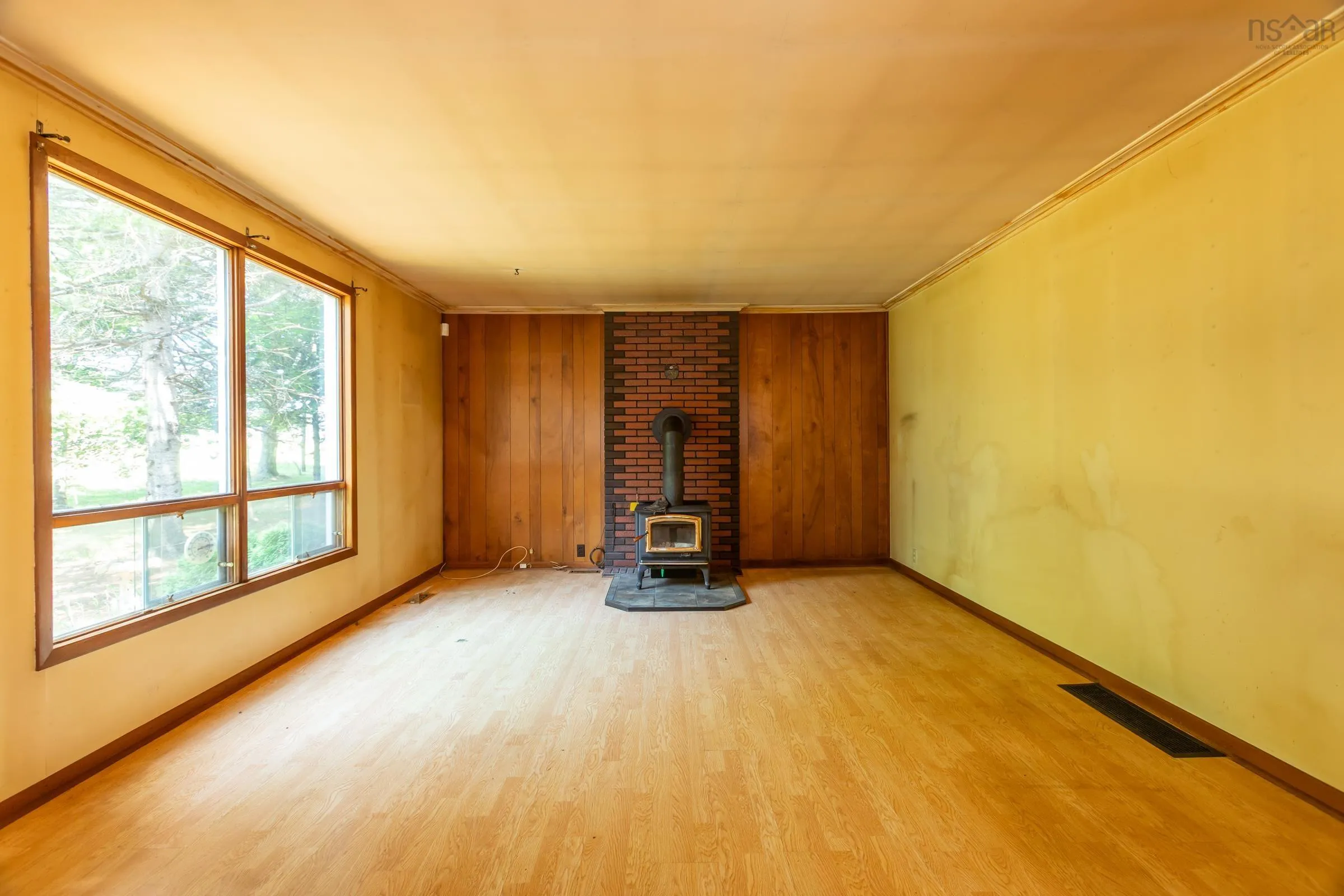 1524 Marshall Road, Kingston, NS B0P 1R0, 2 Bedrooms Bedrooms, ,1 BathroomBathrooms,Residential,For Sale,Marshall,202519257