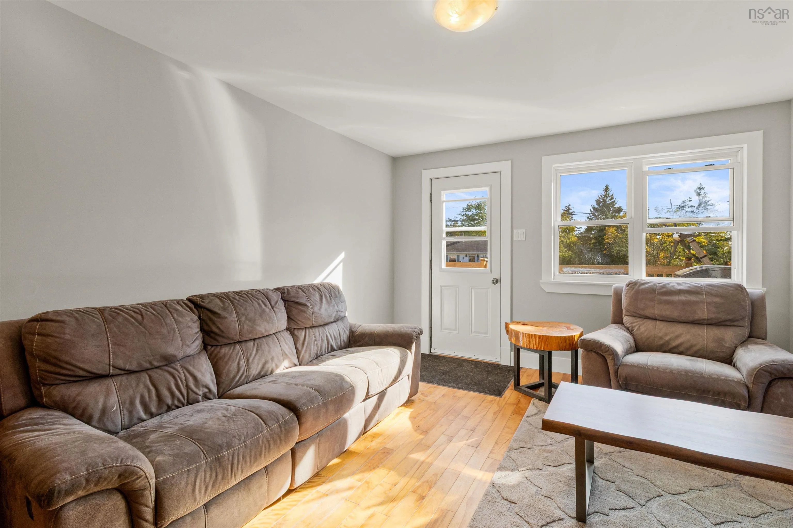 6 Beech Hill Road, Seabright, NS B3Z 3A2, 2 Bedrooms Bedrooms, ,1 BathroomBathrooms,Residential,For Sale,Beech Hill,202524906