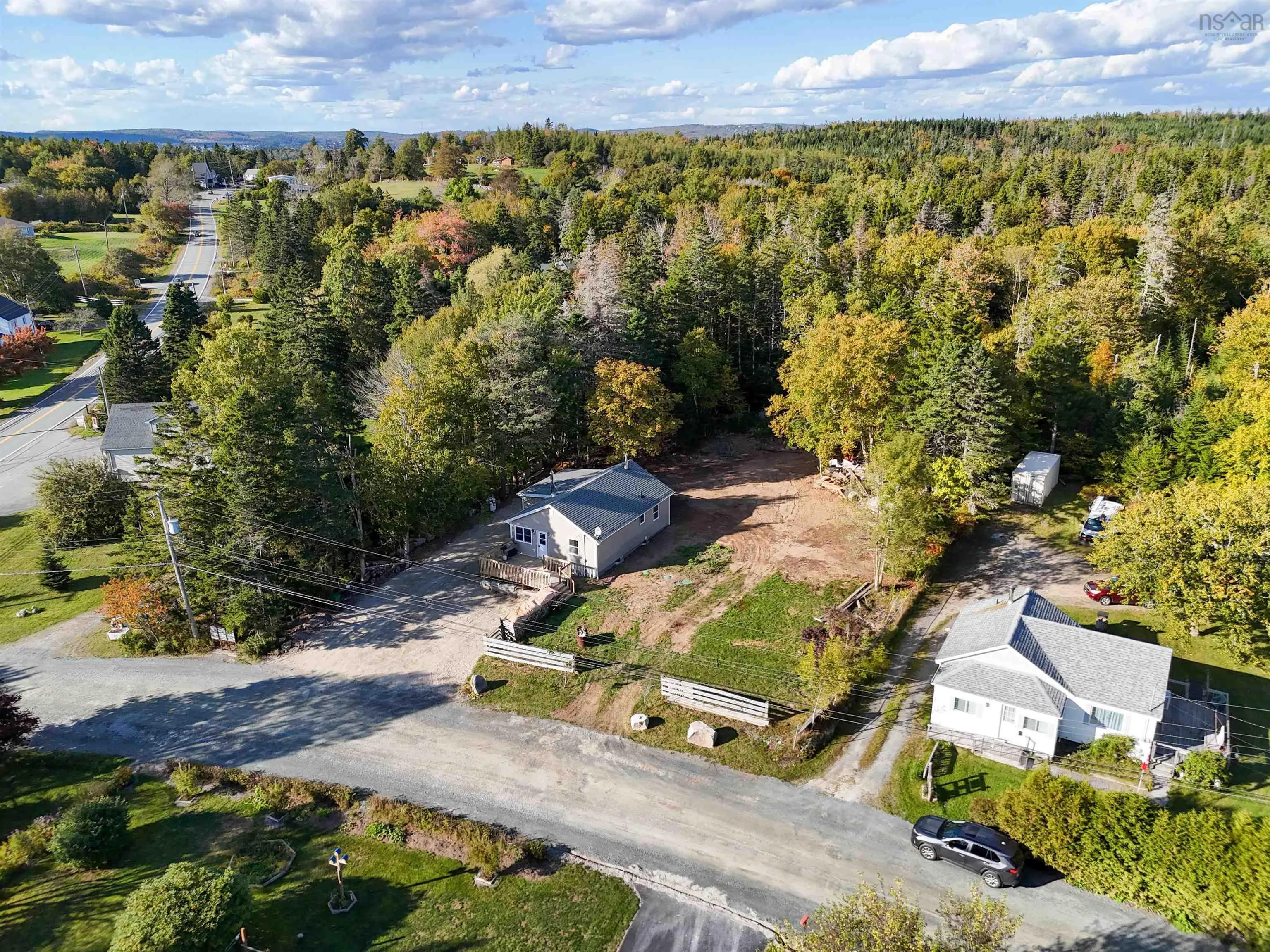 6 Beech Hill Road, Seabright, NS B3Z 3A2, 2 Bedrooms Bedrooms, ,1 BathroomBathrooms,Residential,For Sale,Beech Hill,202524906