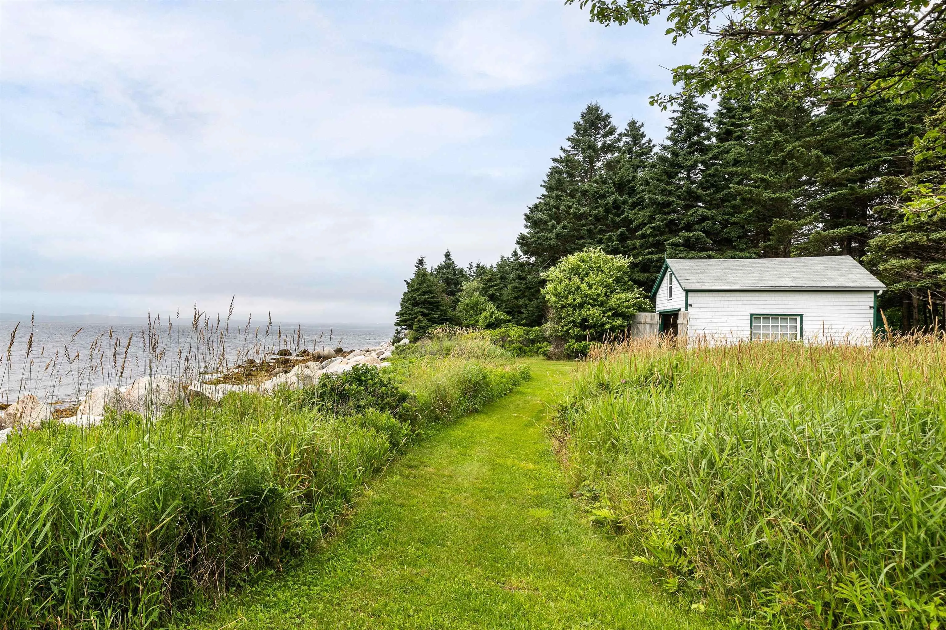 326 Upper Blandford Road, Deep Cove, NS B0J 1T0, 2 Bedrooms Bedrooms, ,1 BathroomBathrooms,Residential,For Sale,Upper Blandford,202515127