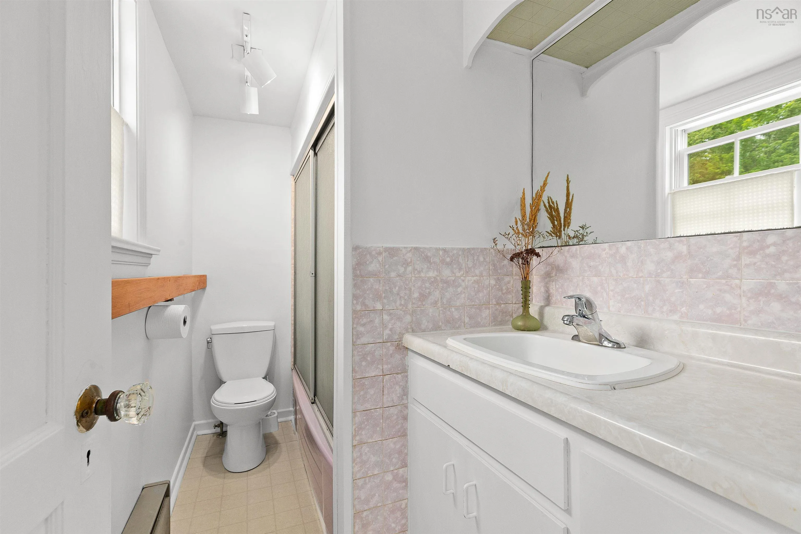 326 Upper Blandford Road, Deep Cove, NS B0J 1T0, 2 Bedrooms Bedrooms, ,1 BathroomBathrooms,Residential,For Sale,Upper Blandford,202515127