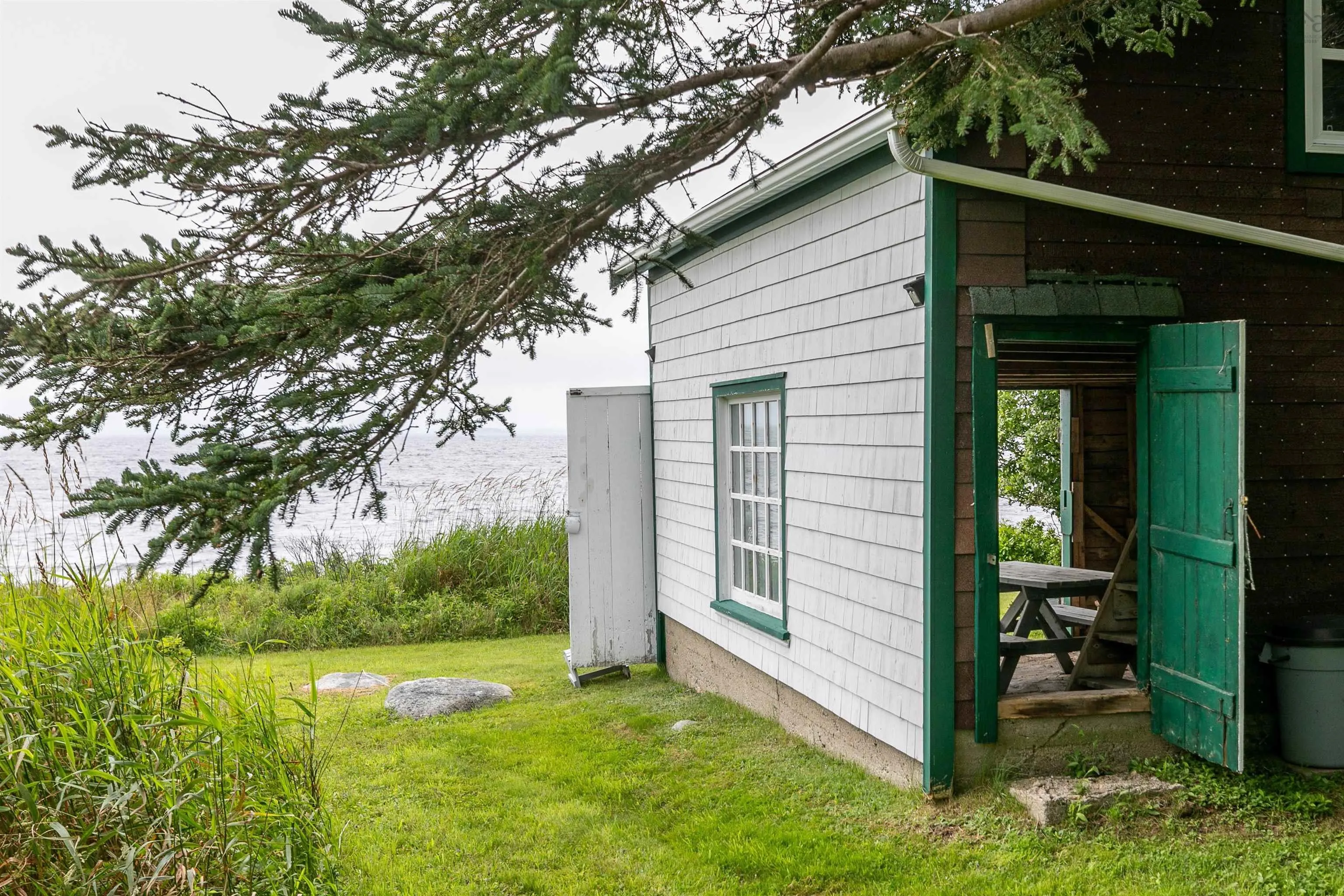 326 Upper Blandford Road, Deep Cove, NS B0J 1T0, 2 Bedrooms Bedrooms, ,1 BathroomBathrooms,Residential,For Sale,Upper Blandford,202515127
