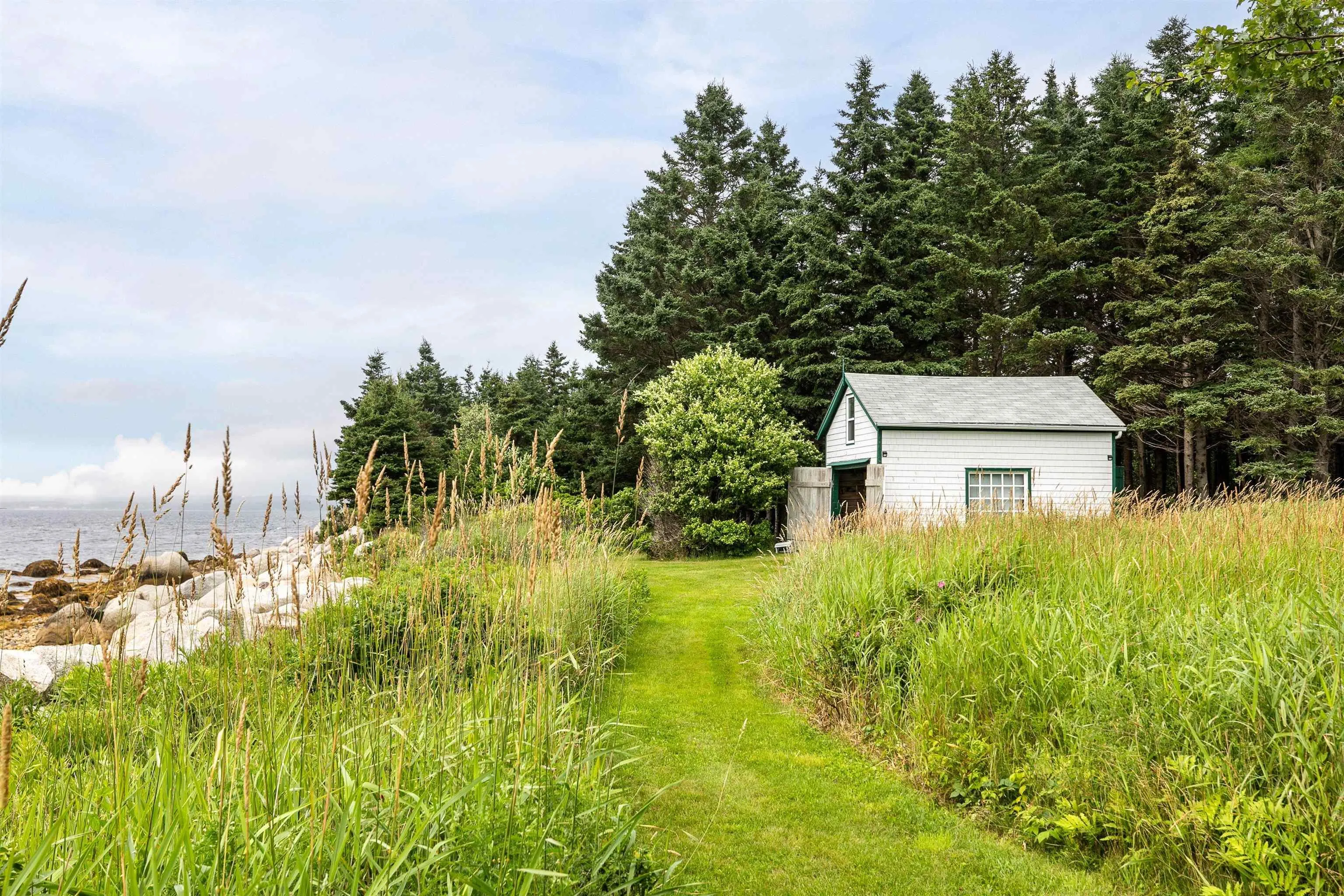 326 Upper Blandford Road, Deep Cove, NS B0J 1T0, 2 Bedrooms Bedrooms, ,1 BathroomBathrooms,Residential,For Sale,Upper Blandford,202515127