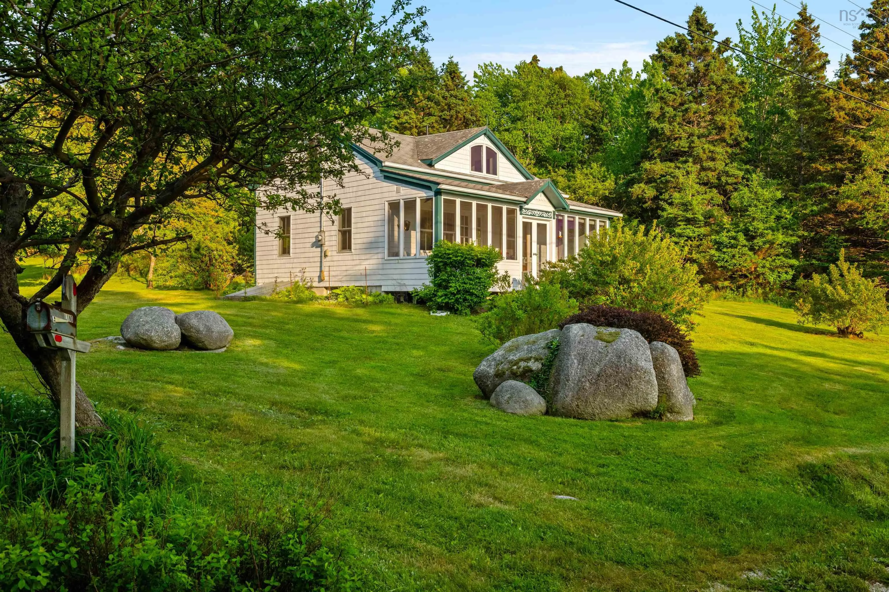 326 Upper Blandford Road, Deep Cove, NS B0J 1T0, 2 Bedrooms Bedrooms, ,1 BathroomBathrooms,Residential,For Sale,Upper Blandford,202515127