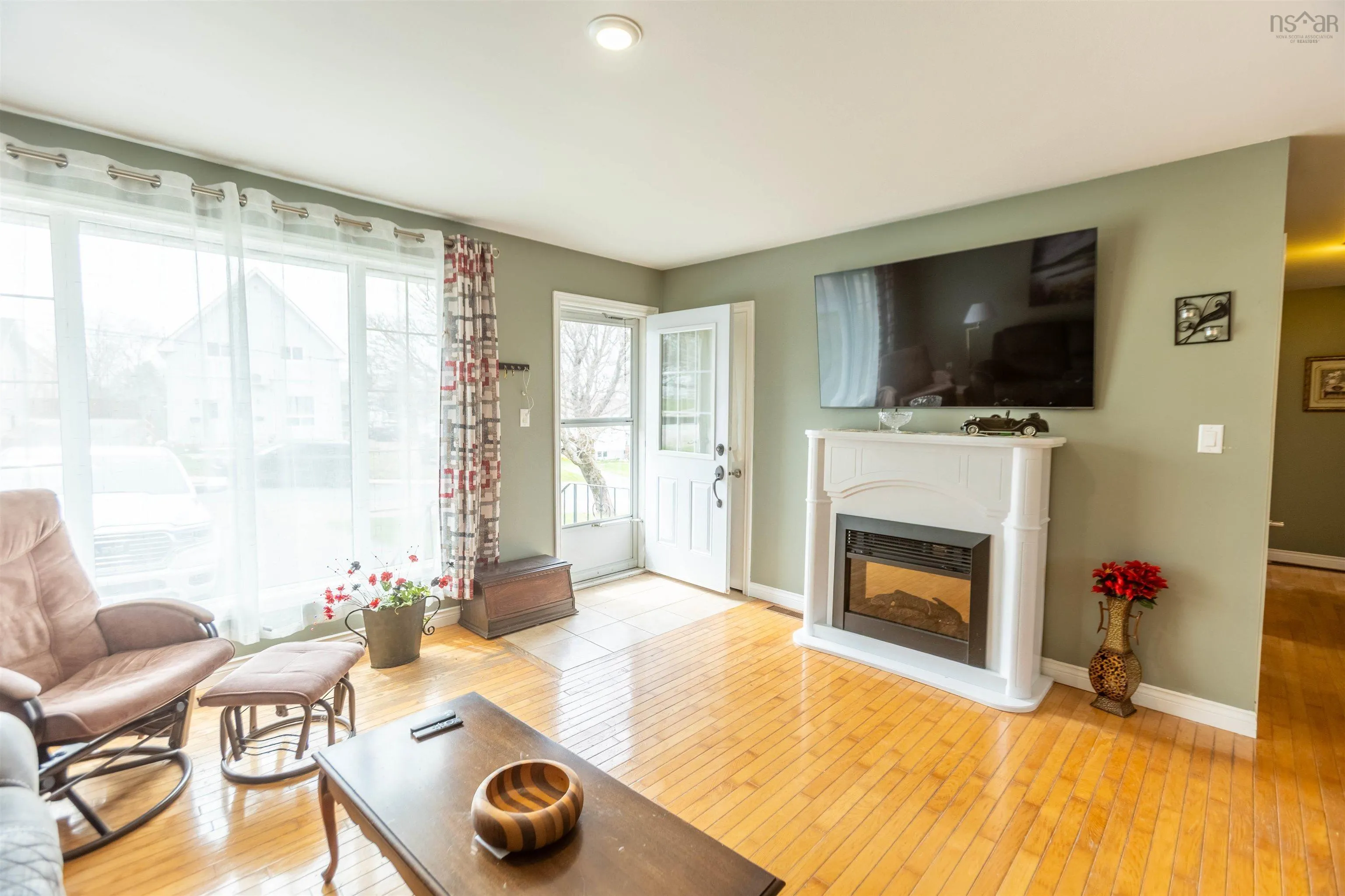 70 Croft Street, Amherst, NS B4H 3A1, 3 Bedrooms Bedrooms, ,1 BathroomBathrooms,Residential,For Sale,Croft,202519966