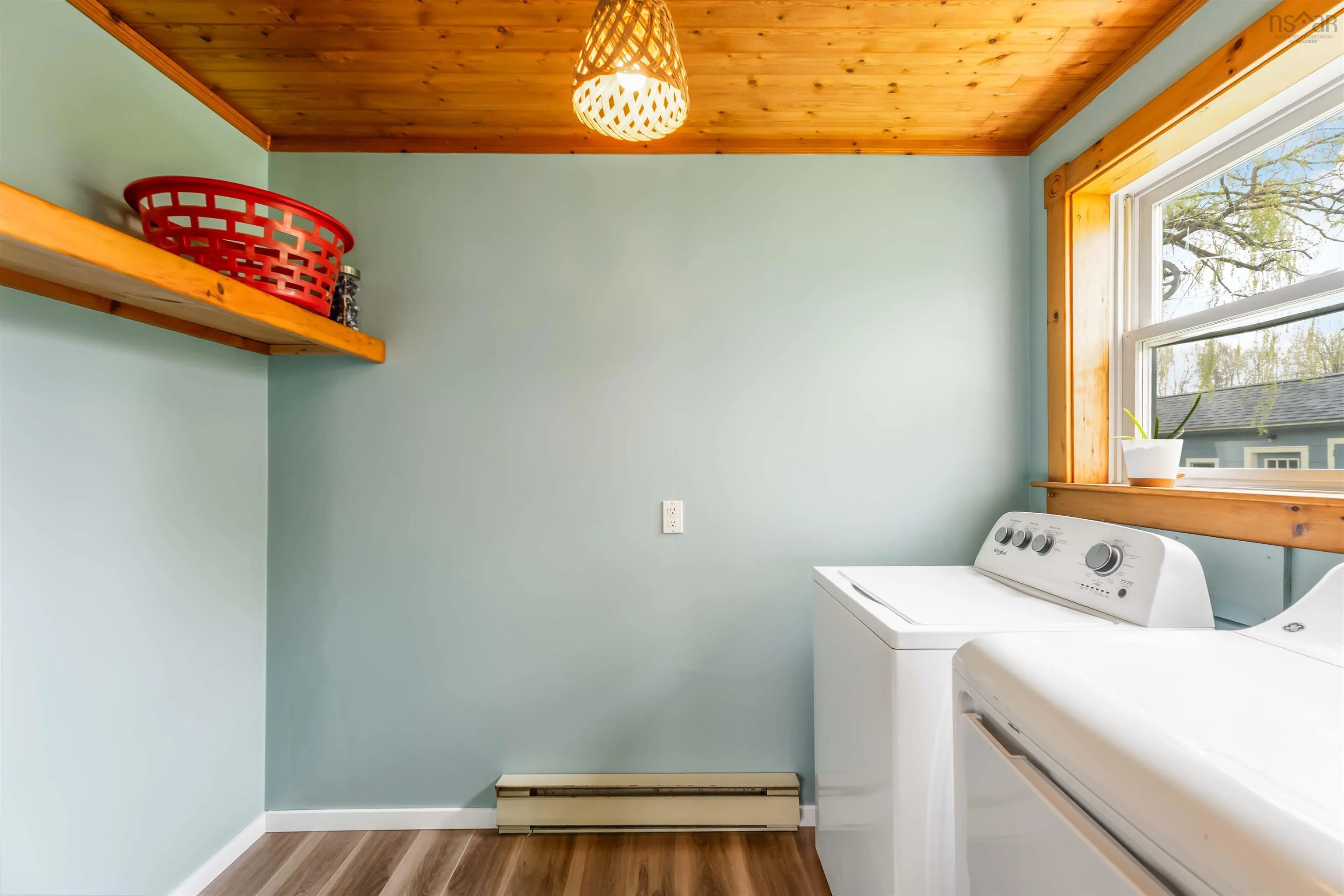 251 Main Street, Berwick Ns B0p 1e0, 4 Bedrooms Bedrooms, ,2 BathroomsBathrooms,Residential,For Sale,Main,202510441