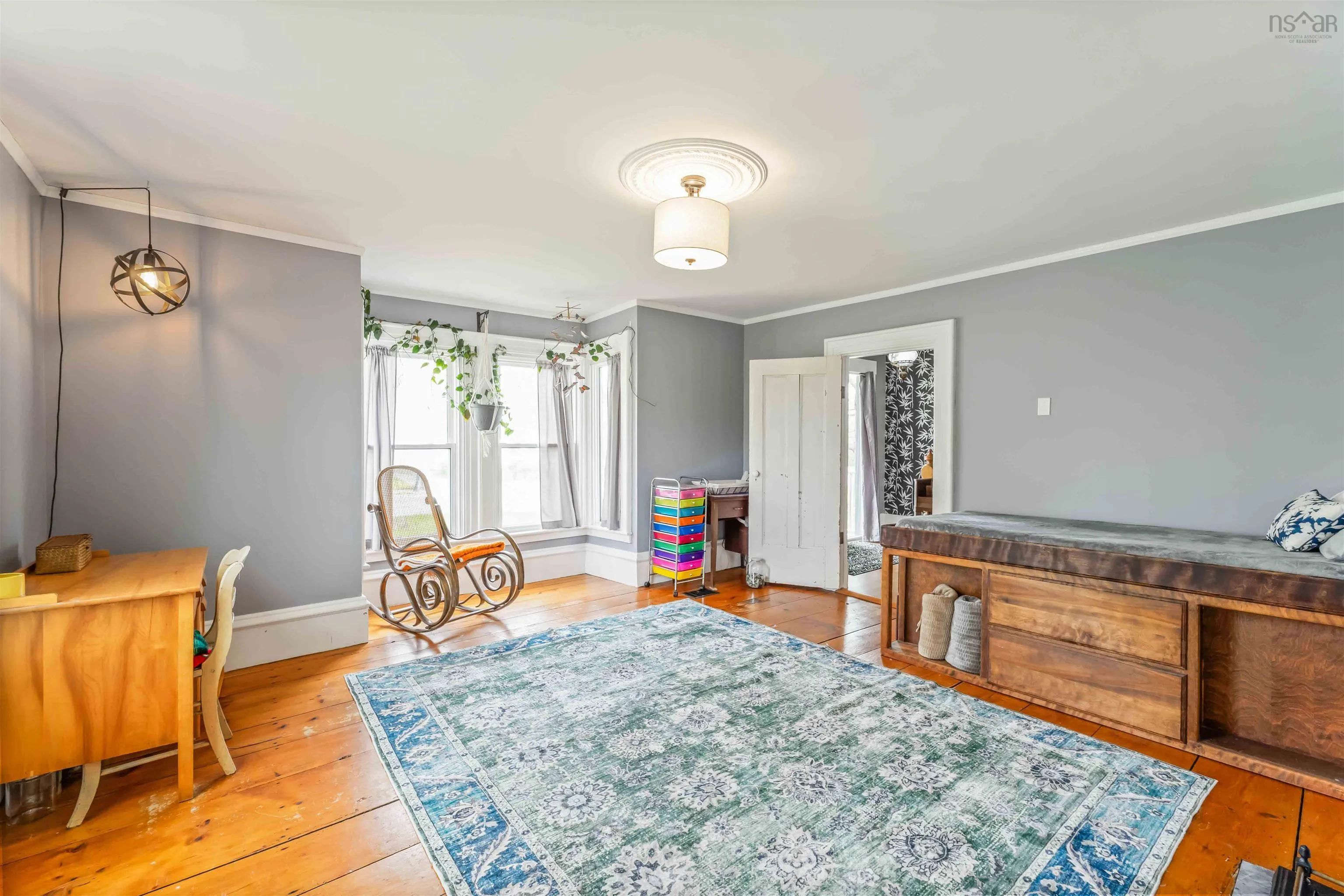 251 Main Street, Berwick Ns B0p 1e0, 4 Bedrooms Bedrooms, ,2 BathroomsBathrooms,Residential,For Sale,Main,202510441
