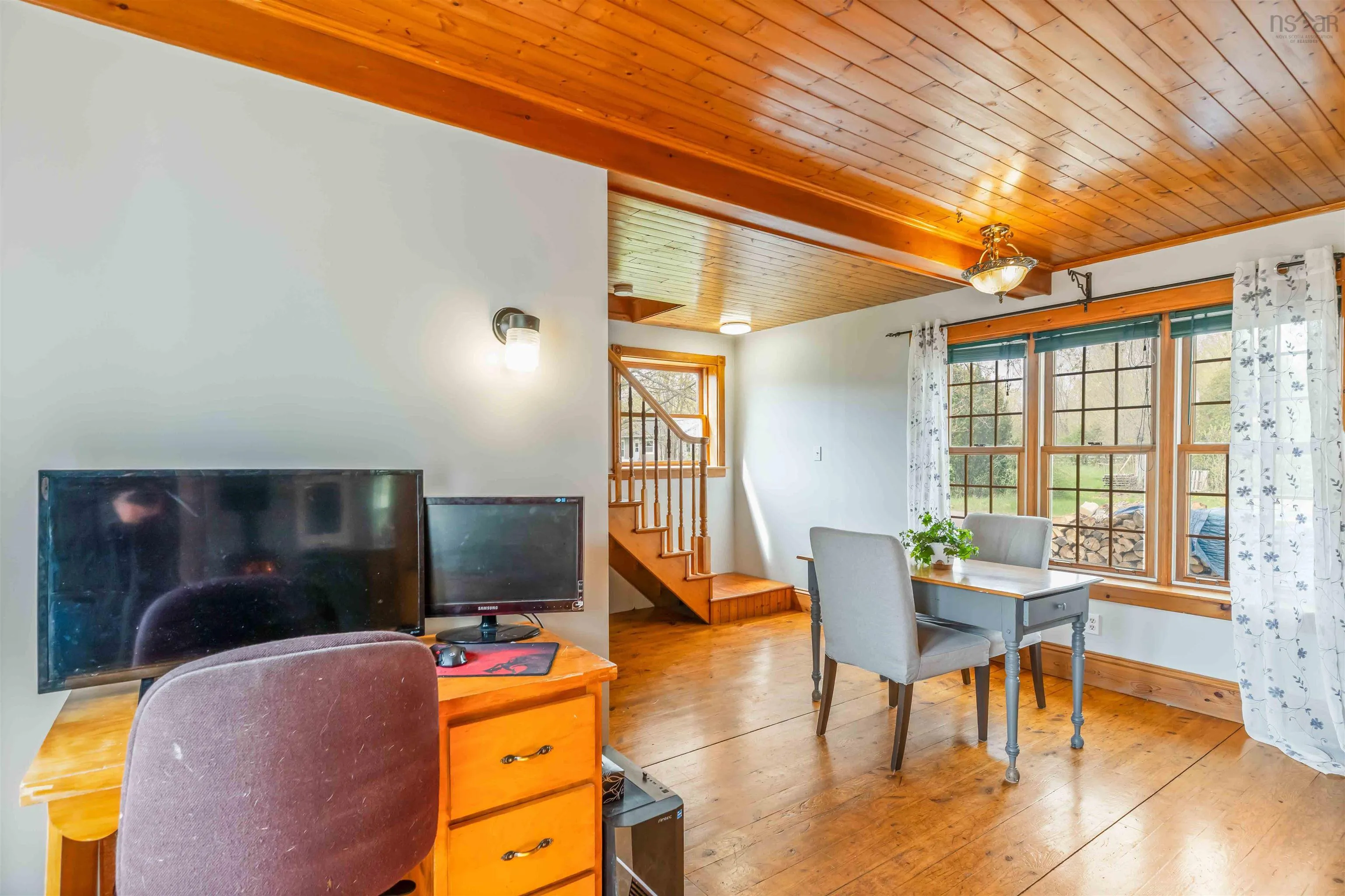 251 Main Street, Berwick Ns B0p 1e0, 4 Bedrooms Bedrooms, ,2 BathroomsBathrooms,Residential,For Sale,Main,202510441