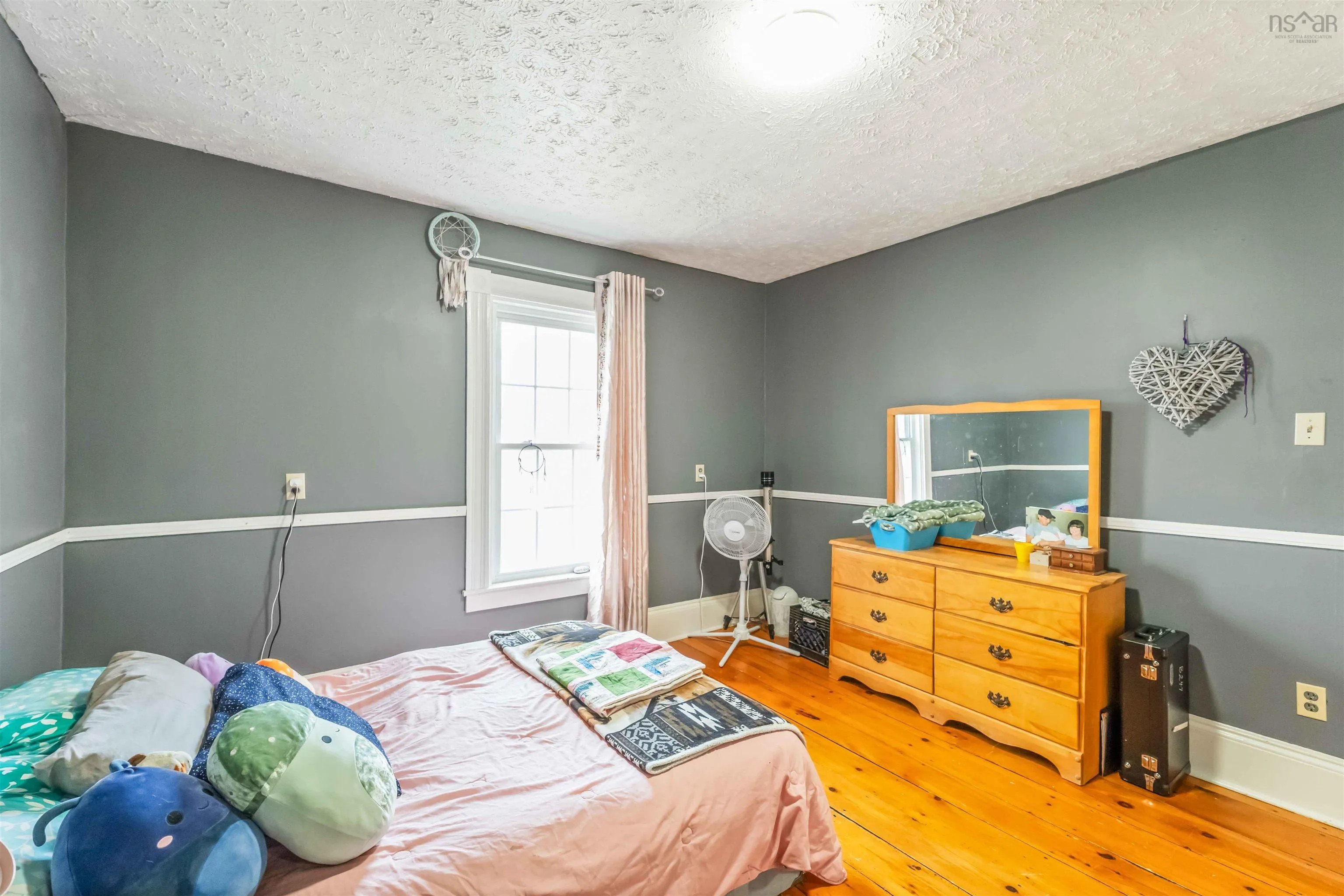 251 Main Street, Berwick Ns B0p 1e0, 4 Bedrooms Bedrooms, ,2 BathroomsBathrooms,Residential,For Sale,Main,202510441