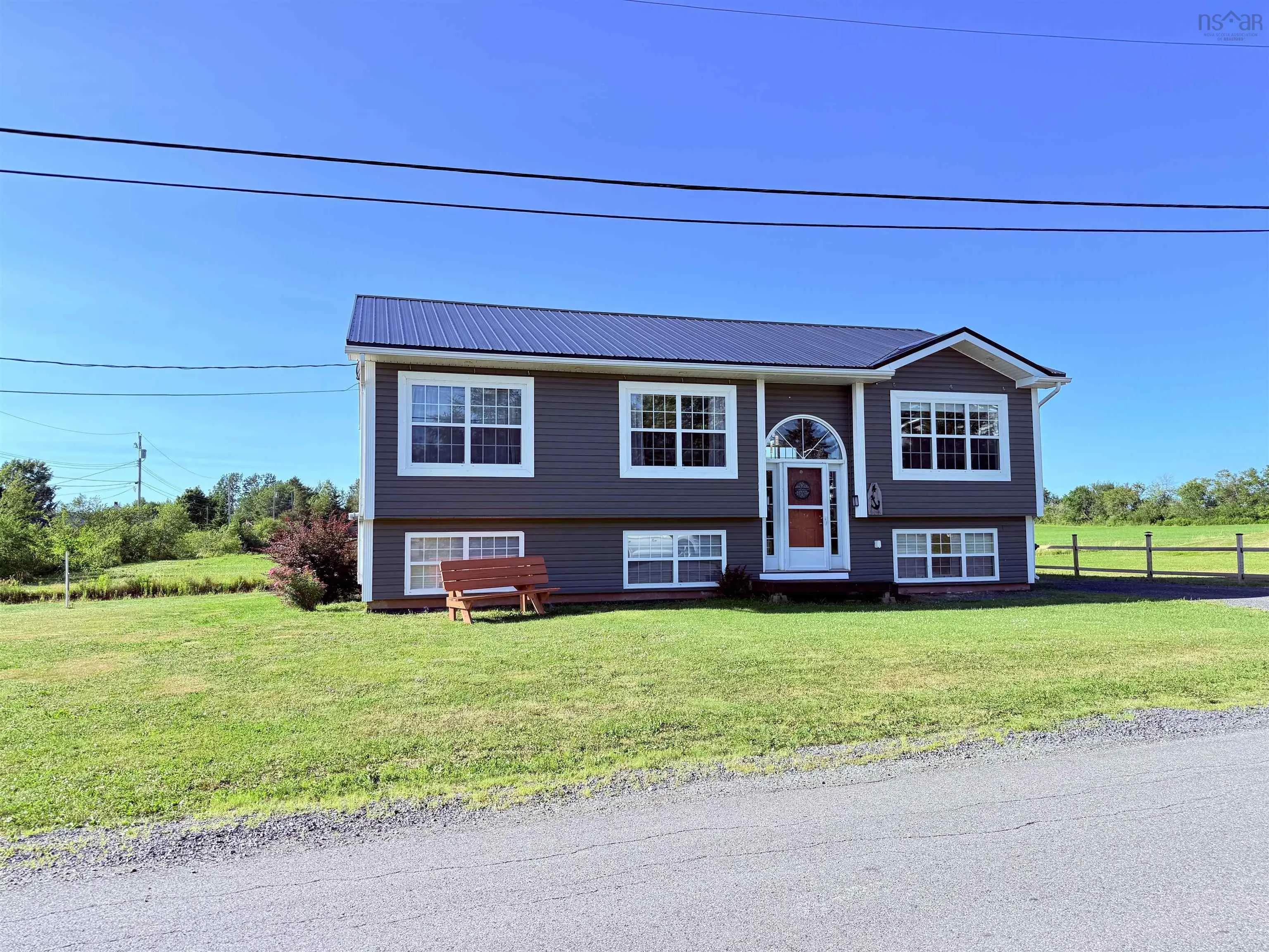 4 Gill Court, Pictou, NS B0K 1H0, 3 Bedrooms Bedrooms, ,1 BathroomBathrooms,Residential,For Sale,Gill Court,202518173