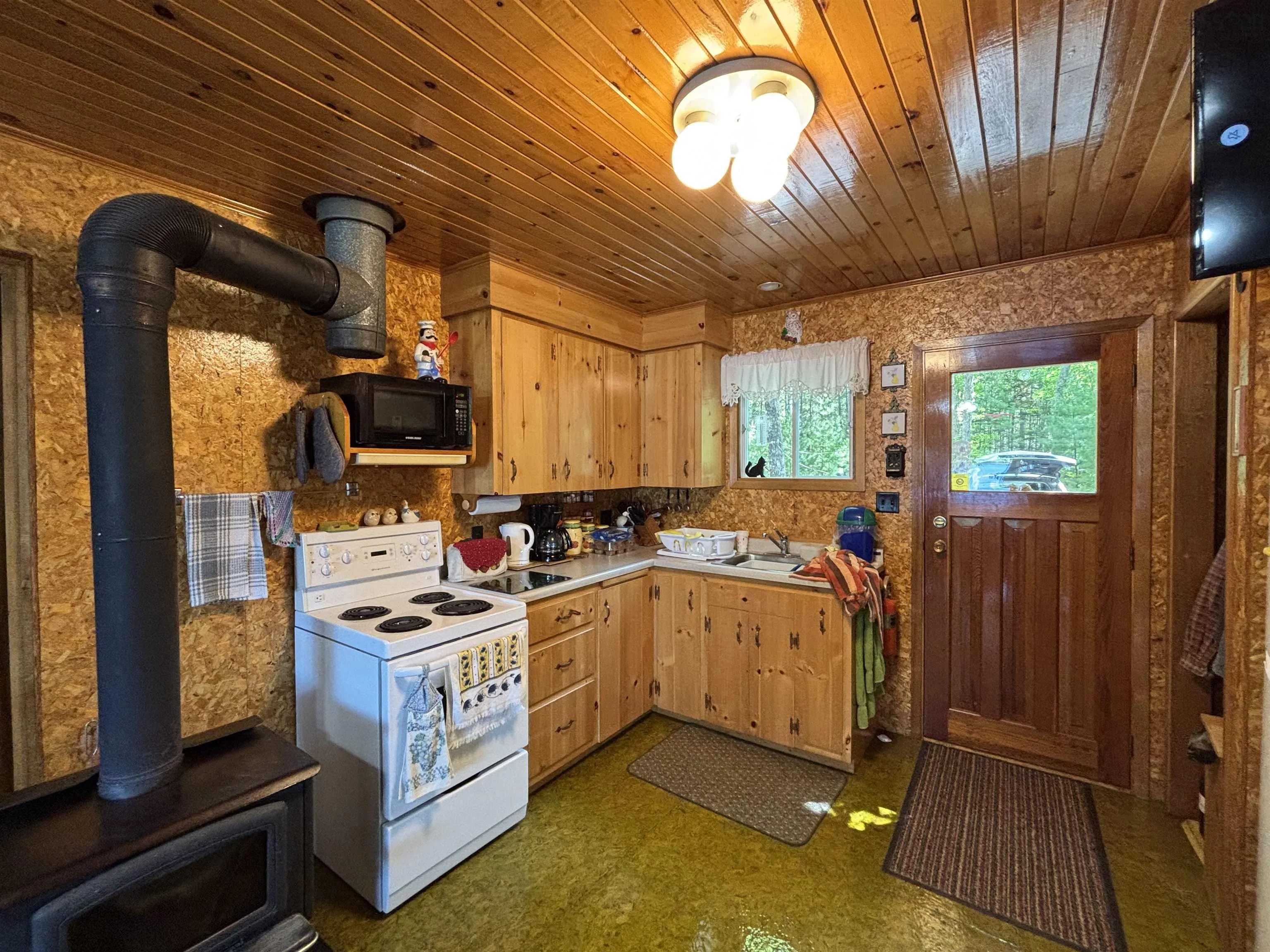 270 Dean Lake Road, Westfield, NS B0T 1B0, 2 Bedrooms Bedrooms, ,1 BathroomBathrooms,Residential,For Sale,Dean Lake,202515441