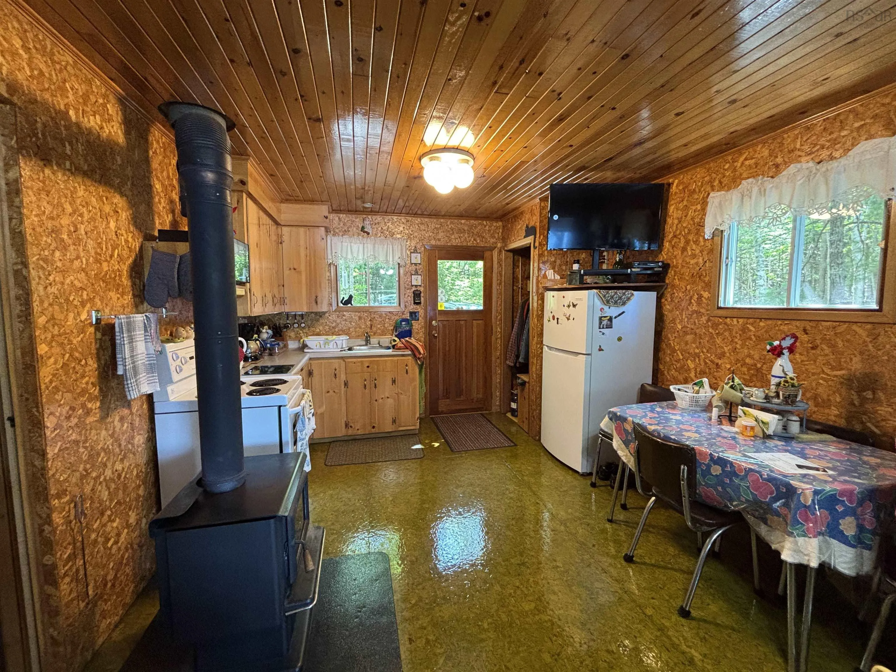 270 Dean Lake Road, Westfield, NS B0T 1B0, 2 Bedrooms Bedrooms, ,1 BathroomBathrooms,Residential,For Sale,Dean Lake,202515441