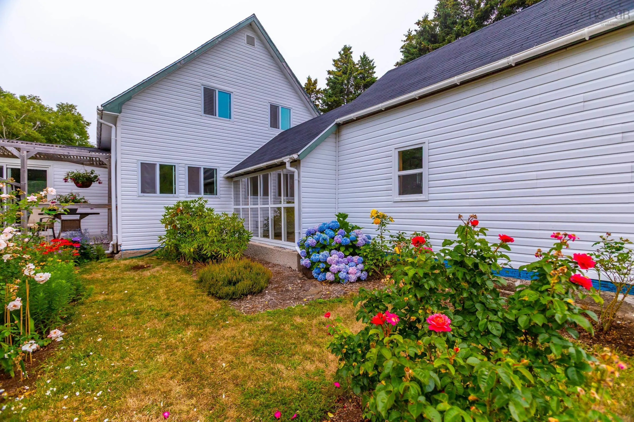 8012 Shore Road, Hampton, NS B0S 1L0, 2 Bedrooms Bedrooms, ,2 BathroomsBathrooms,Residential,For Sale,Shore,202518940