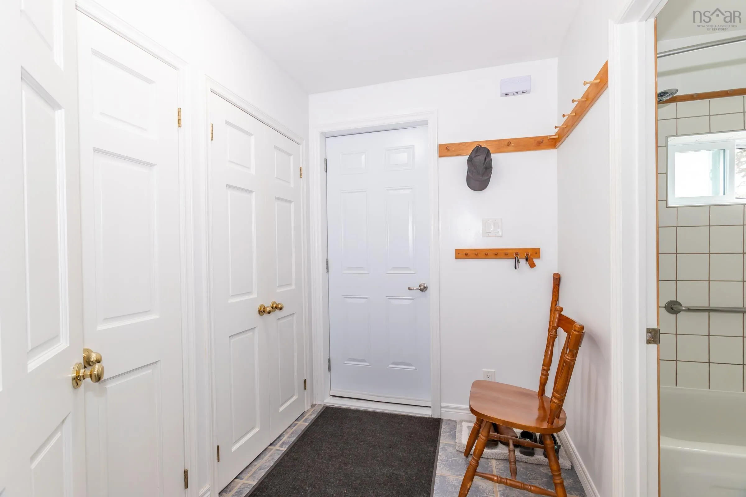 8012 Shore Road, Hampton, NS B0S 1L0, 2 Bedrooms Bedrooms, ,2 BathroomsBathrooms,Residential,For Sale,Shore,202518940
