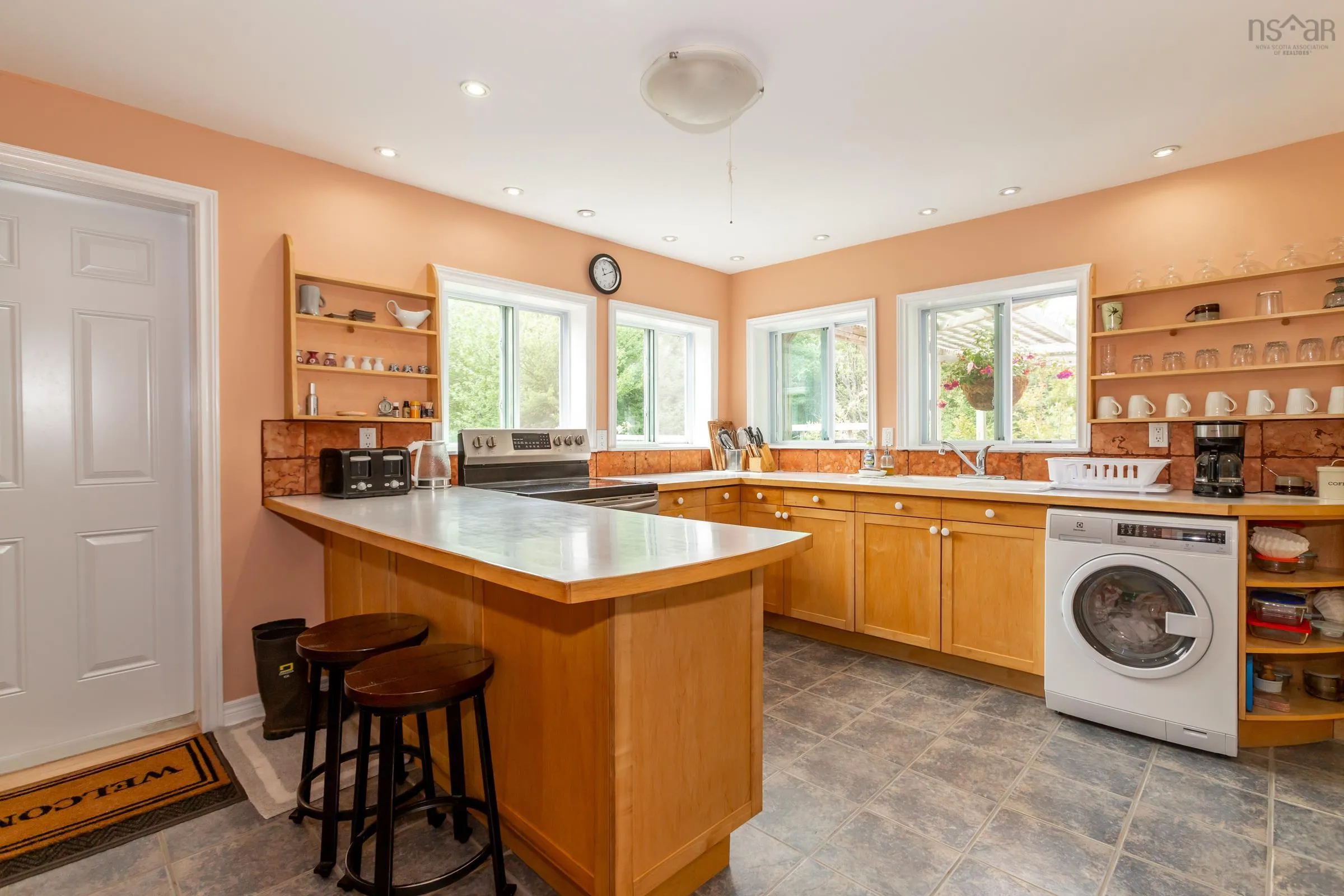 8012 Shore Road, Hampton, NS B0S 1L0, 2 Bedrooms Bedrooms, ,2 BathroomsBathrooms,Residential,For Sale,Shore,202518940