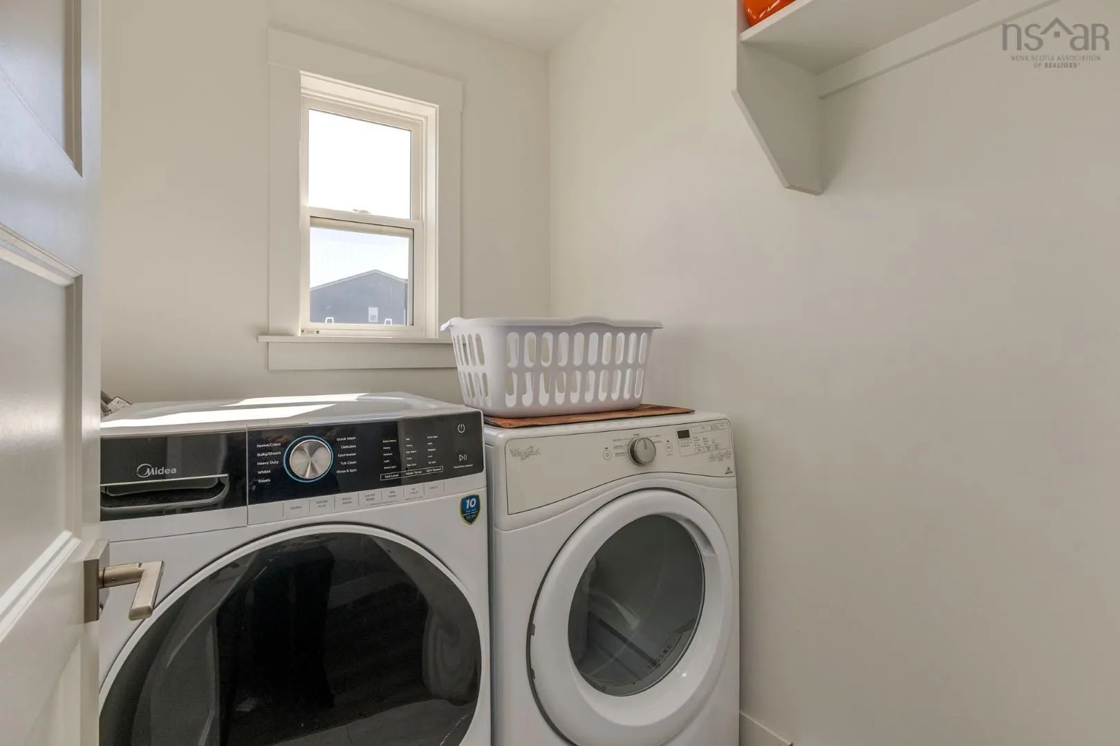 58 Onyx Crescent, Halifax, NS B3P 0H6, 3 Bedrooms Bedrooms, ,4 BathroomsBathrooms,Residential,For Sale,Onyx,202524799