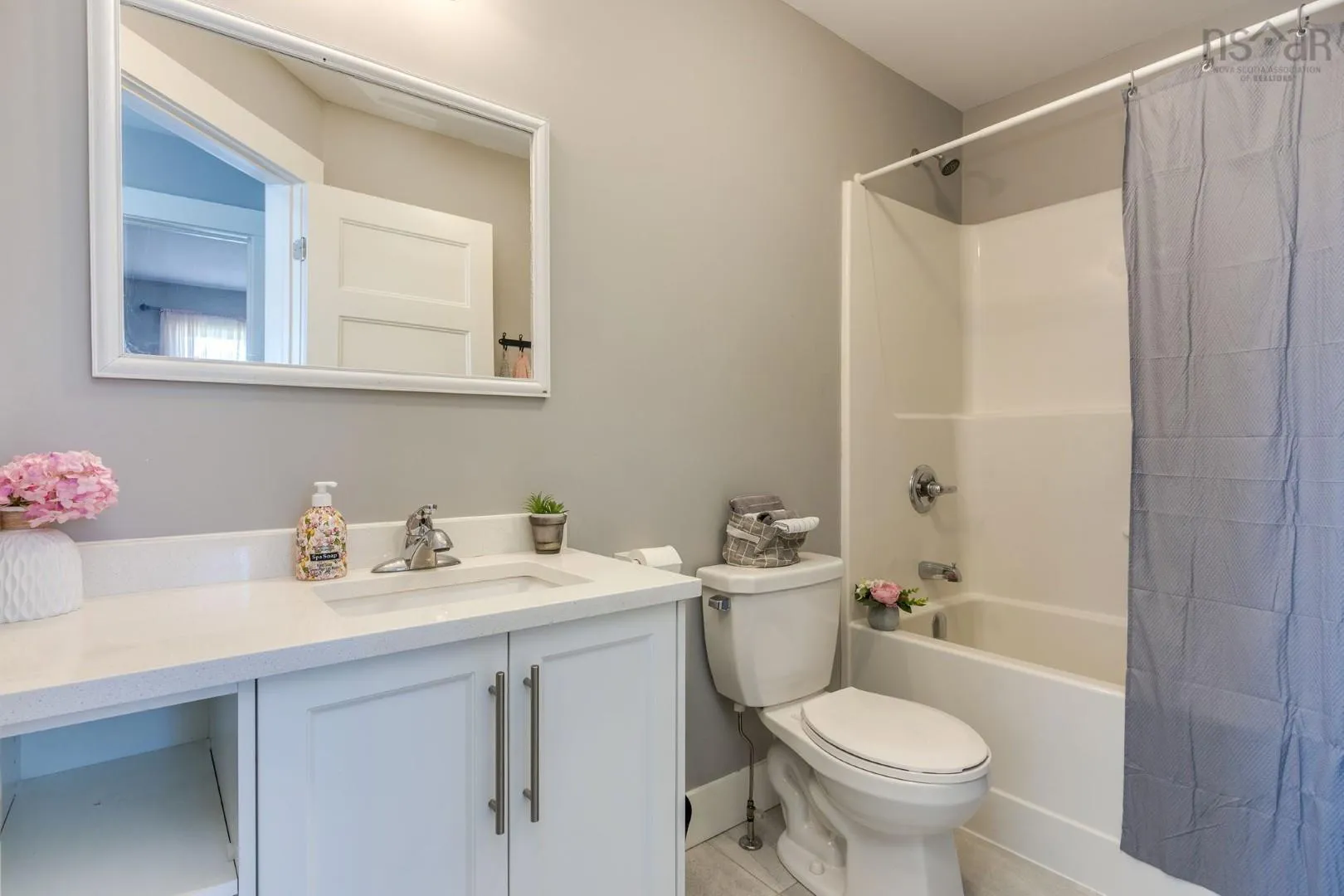 58 Onyx Crescent, Halifax, NS B3P 0H6, 3 Bedrooms Bedrooms, ,4 BathroomsBathrooms,Residential,For Sale,Onyx,202524799