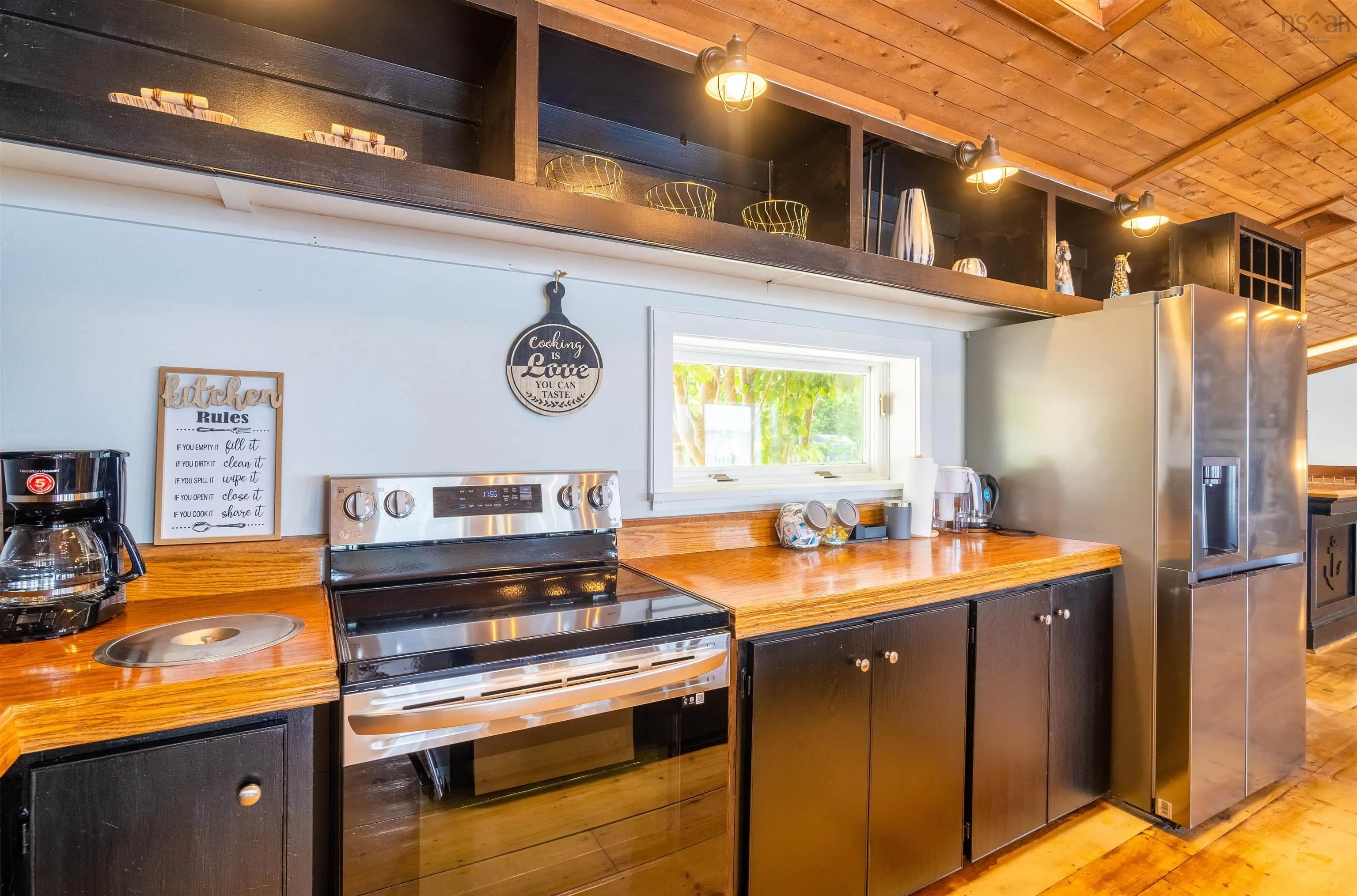 501 Mill Cove Shore Road, Birchy Head, NS B0J 1T0, 6 Bedrooms Bedrooms, ,4 BathroomsBathrooms,Residential,For Sale,Mill Cove Shore,202522894