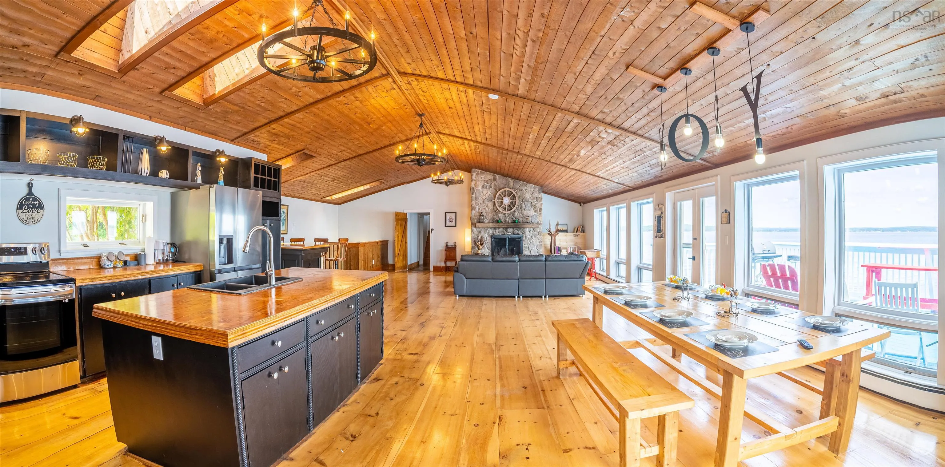 501 Mill Cove Shore Road, Birchy Head, NS B0J 1T0, 6 Bedrooms Bedrooms, ,4 BathroomsBathrooms,Residential,For Sale,Mill Cove Shore,202522894