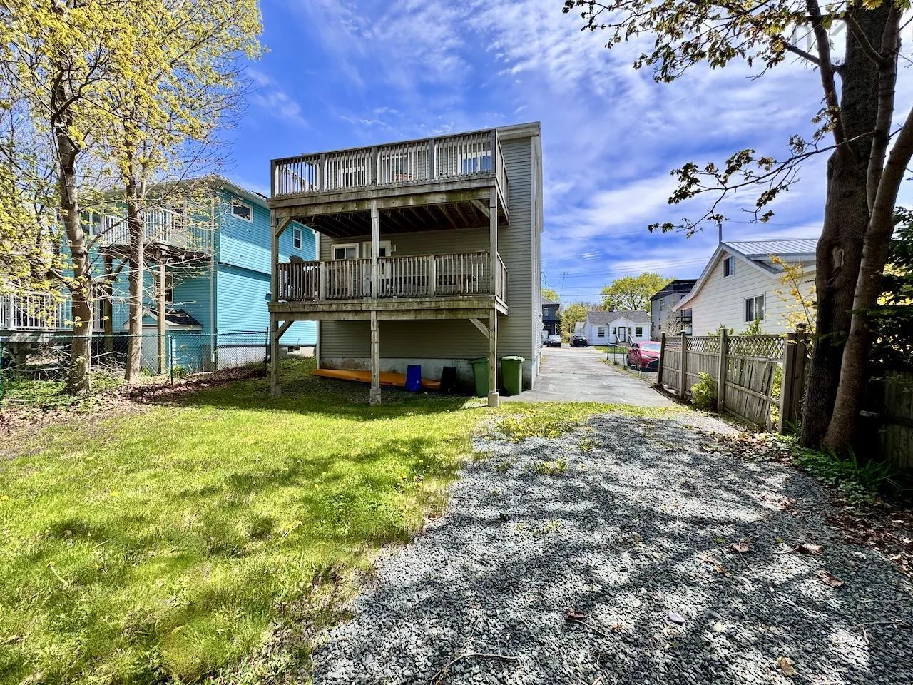 6551 & 6553 London Street, Halifax Peninsula Ns B3l 1x7, 6 Bedrooms Bedrooms, ,Residential Income,For Sale,London,202510690