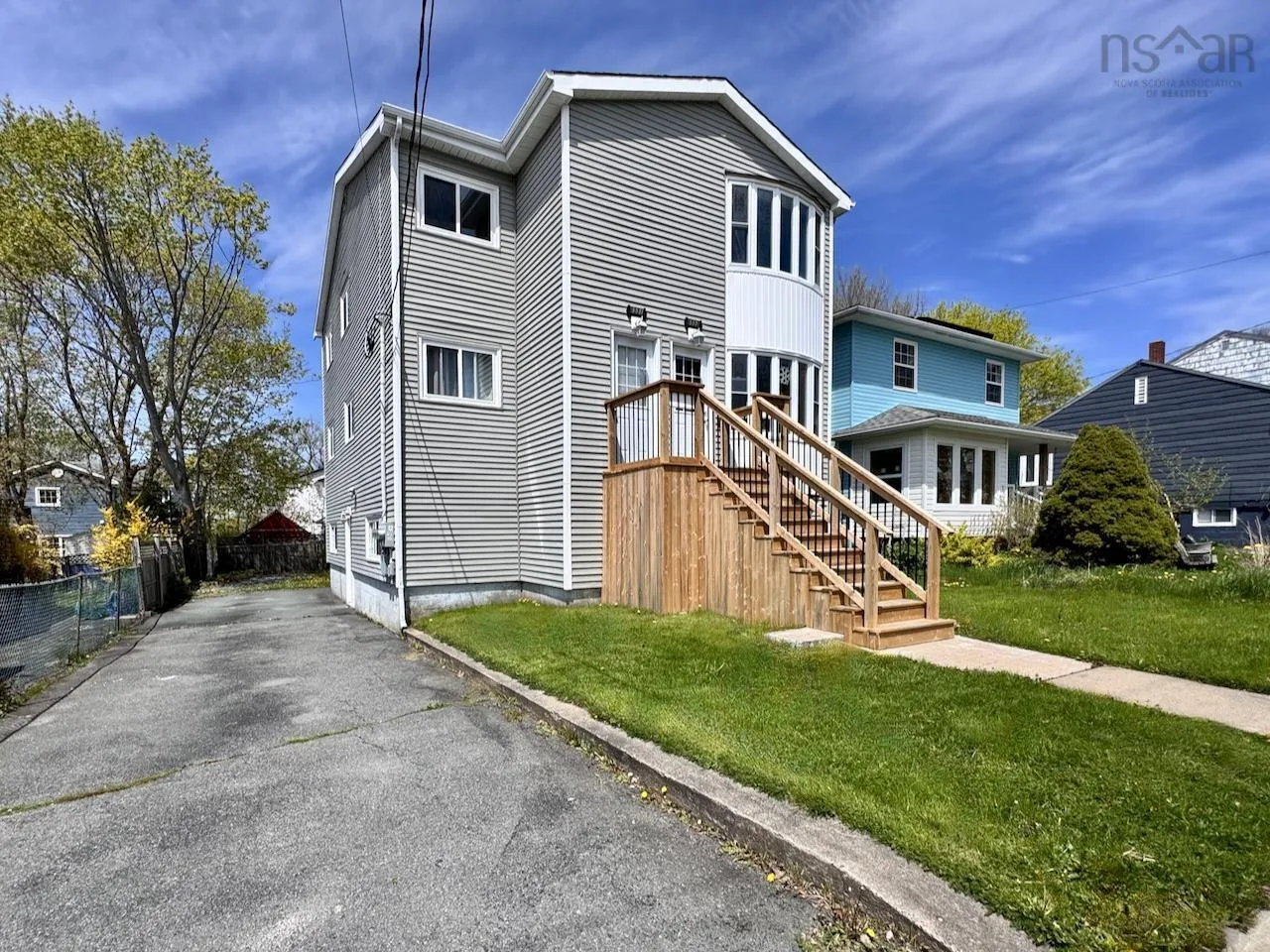 6551 & 6553 London Street, Halifax Peninsula Ns B3l 1x7, 6 Bedrooms Bedrooms, ,Residential Income,For Sale,London,202510690