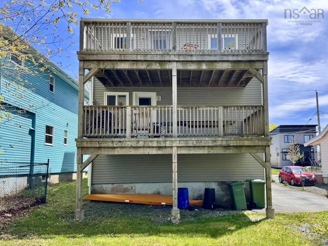 6551 & 6553 London Street, Halifax Peninsula Ns B3l 1x7, 6 Bedrooms Bedrooms, ,Residential Income,For Sale,London,202510690