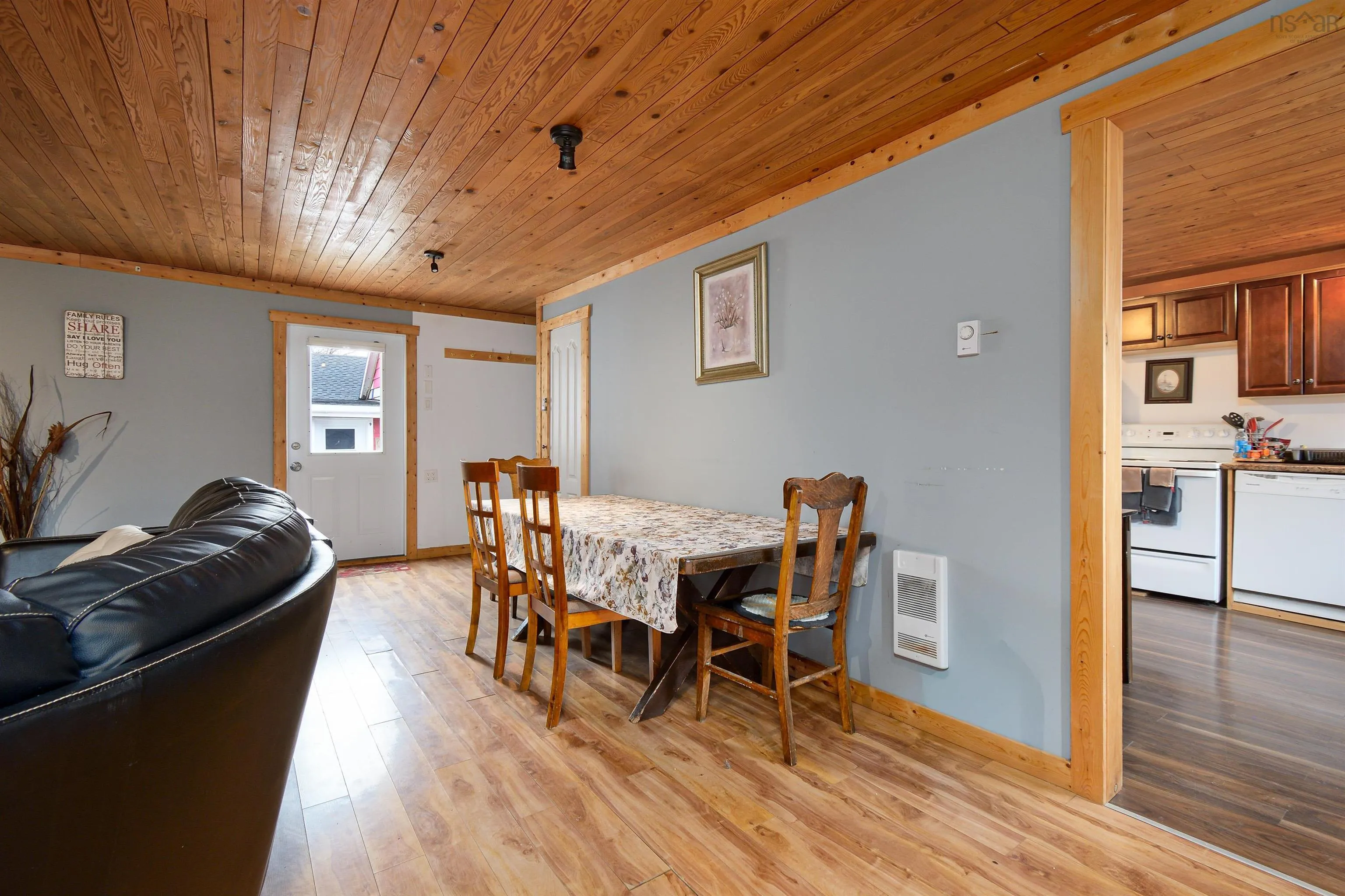 29377 Cabot Trail, Cape North Ns B0c 1g0, 7 Bedrooms Bedrooms, ,Residential Income,For Sale,Cabot,202509462