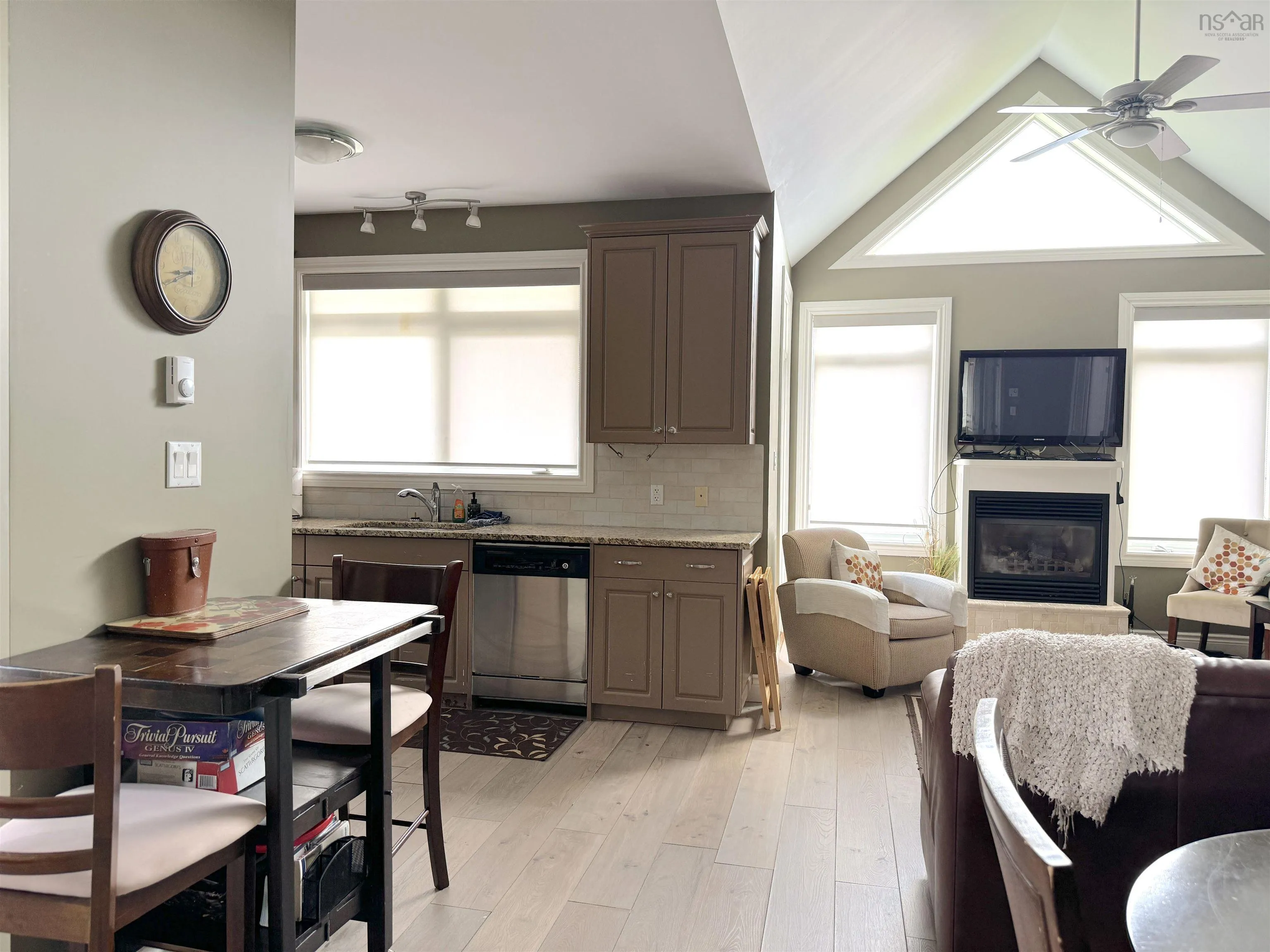 7 Bell Bay Way, Baddeck, NS B0C 1H0, 3 Bedrooms Bedrooms, ,3 BathroomsBathrooms,Residential,For Sale,Bell Bay,202523621