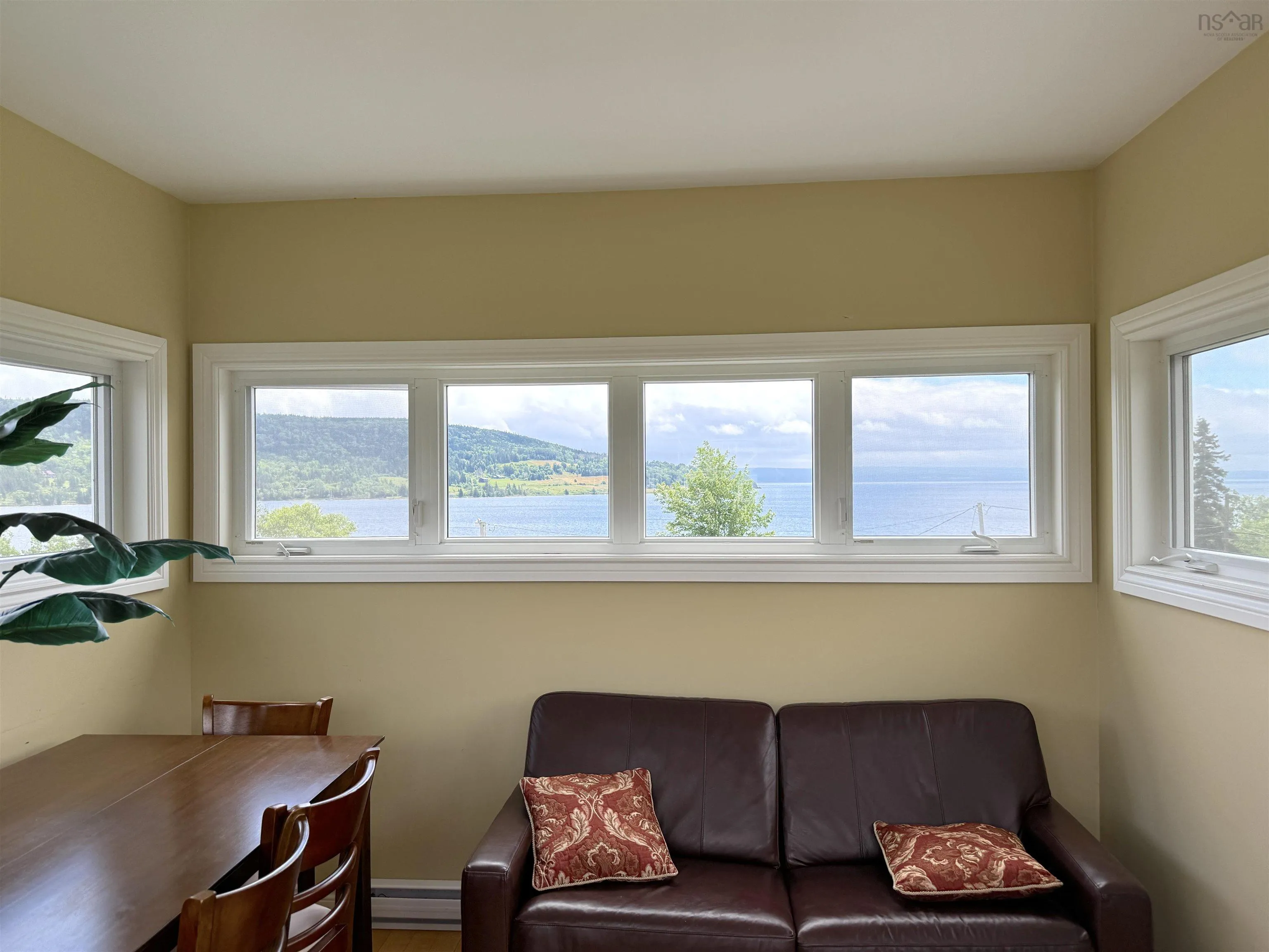 7 Bell Bay Way, Baddeck, NS B0C 1H0, 3 Bedrooms Bedrooms, ,3 BathroomsBathrooms,Residential,For Sale,Bell Bay,202523621