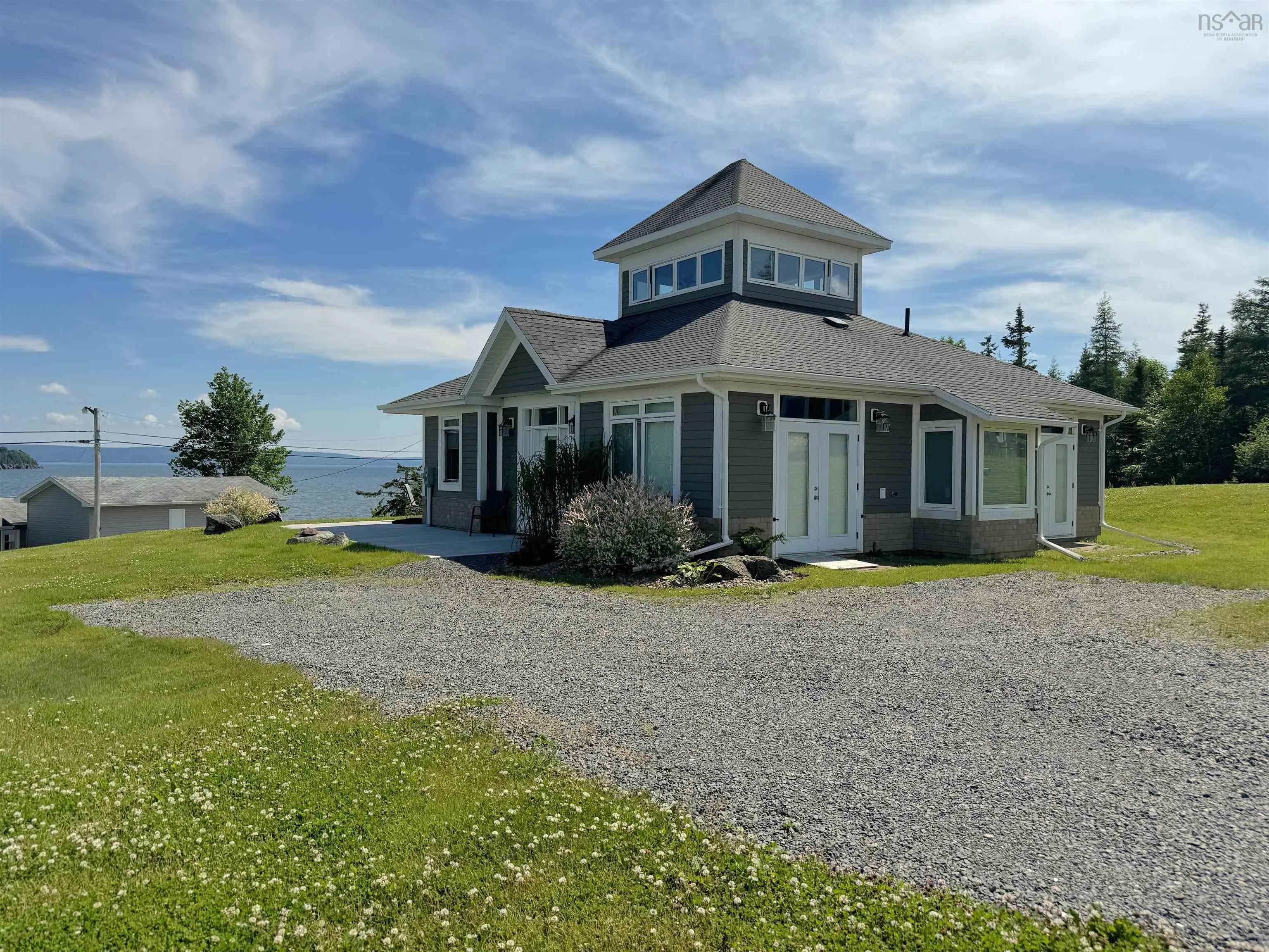 7 Bell Bay Way, Baddeck, NS B0C 1H0, 3 Bedrooms Bedrooms, ,3 BathroomsBathrooms,Residential,For Sale,Bell Bay,202523621