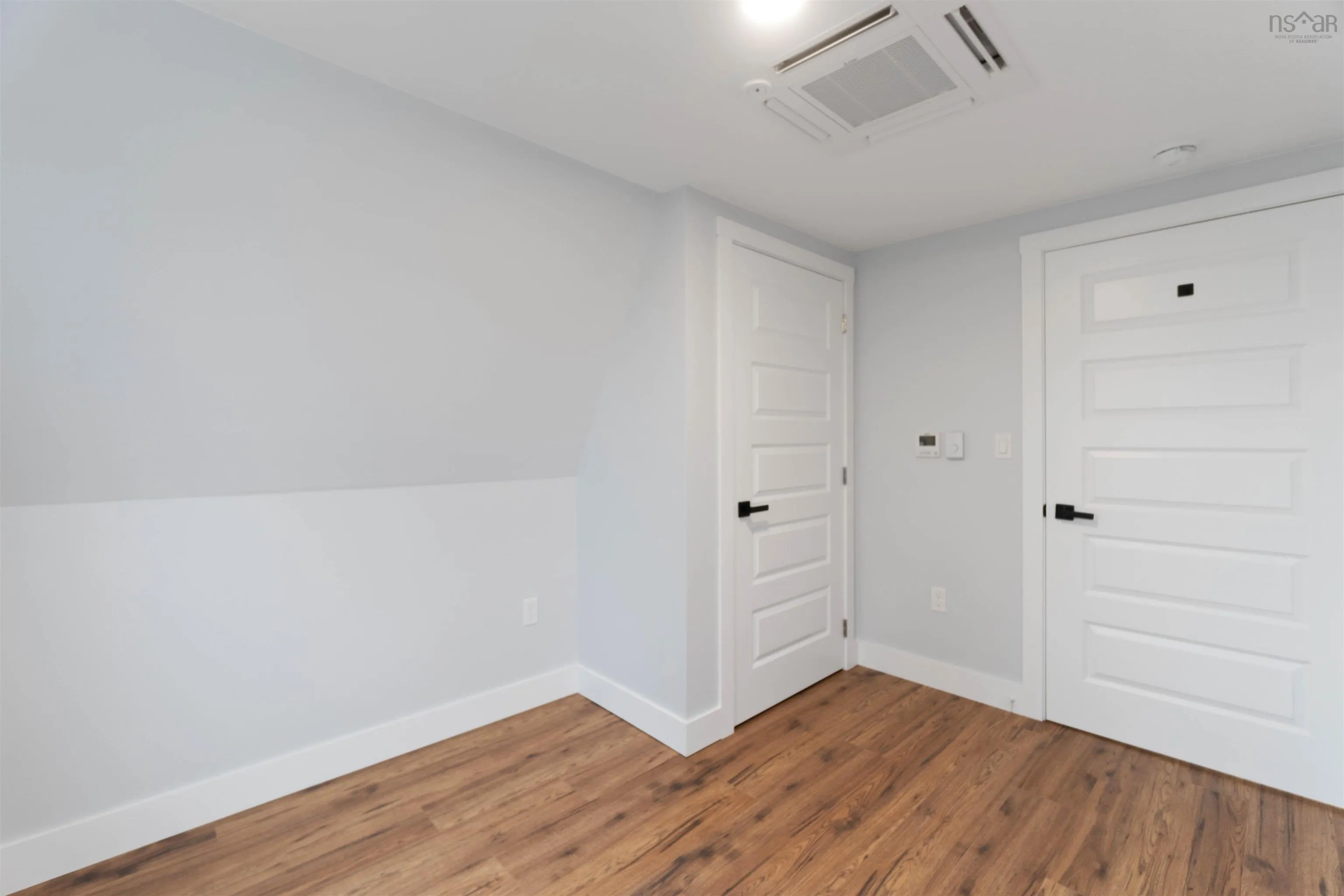 139 First Avenue, Digby, NS B0V 1A0, 2 Bedrooms Bedrooms, ,2 BathroomsBathrooms,Residential,For Sale,First,202516167