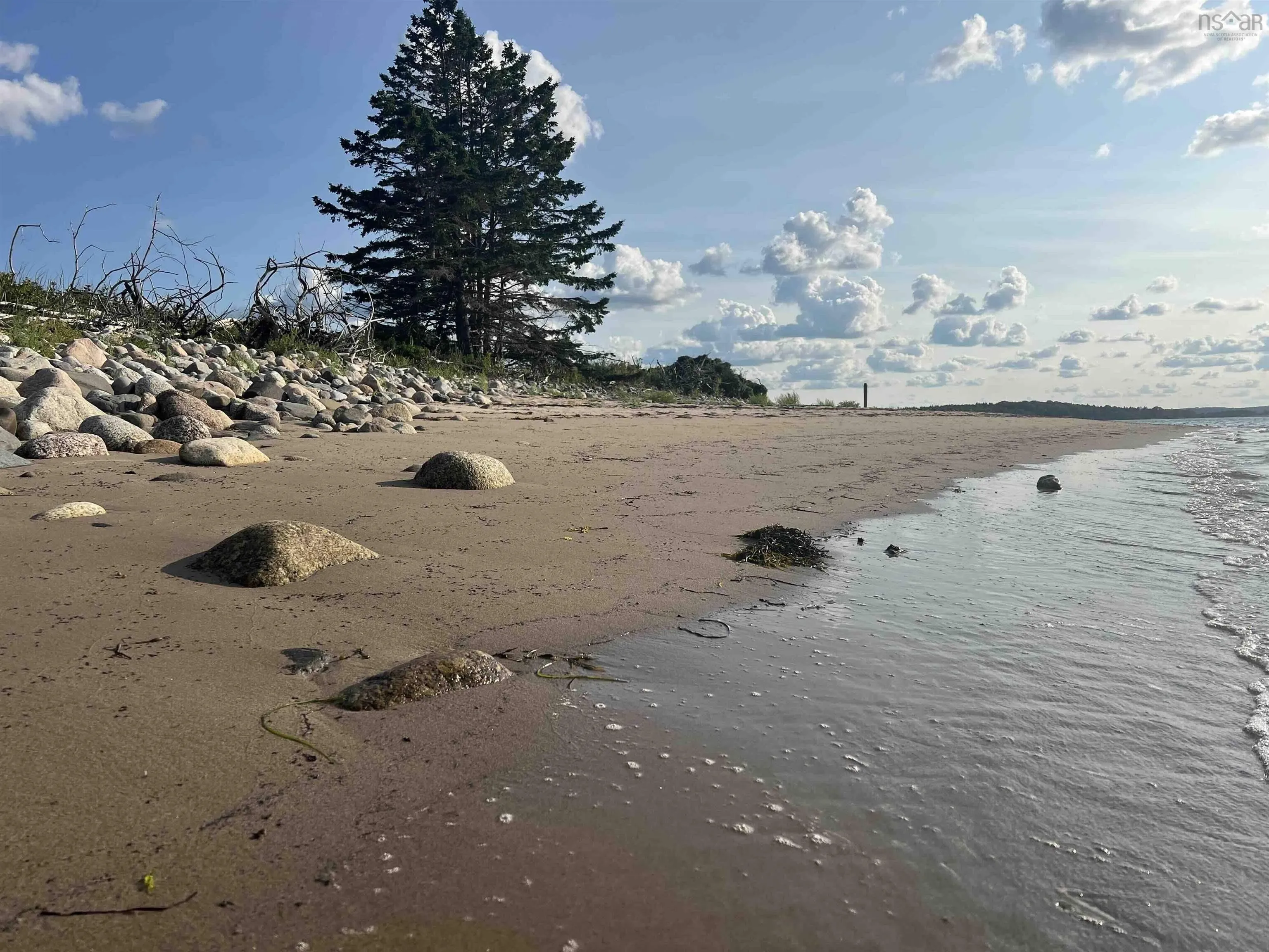 Spectacle Island, Mahone Bay Ns B0j 2e0, 2 Bedrooms Bedrooms, ,1 BathroomBathrooms,Residential,For Sale,Spectacle Island,202414304
