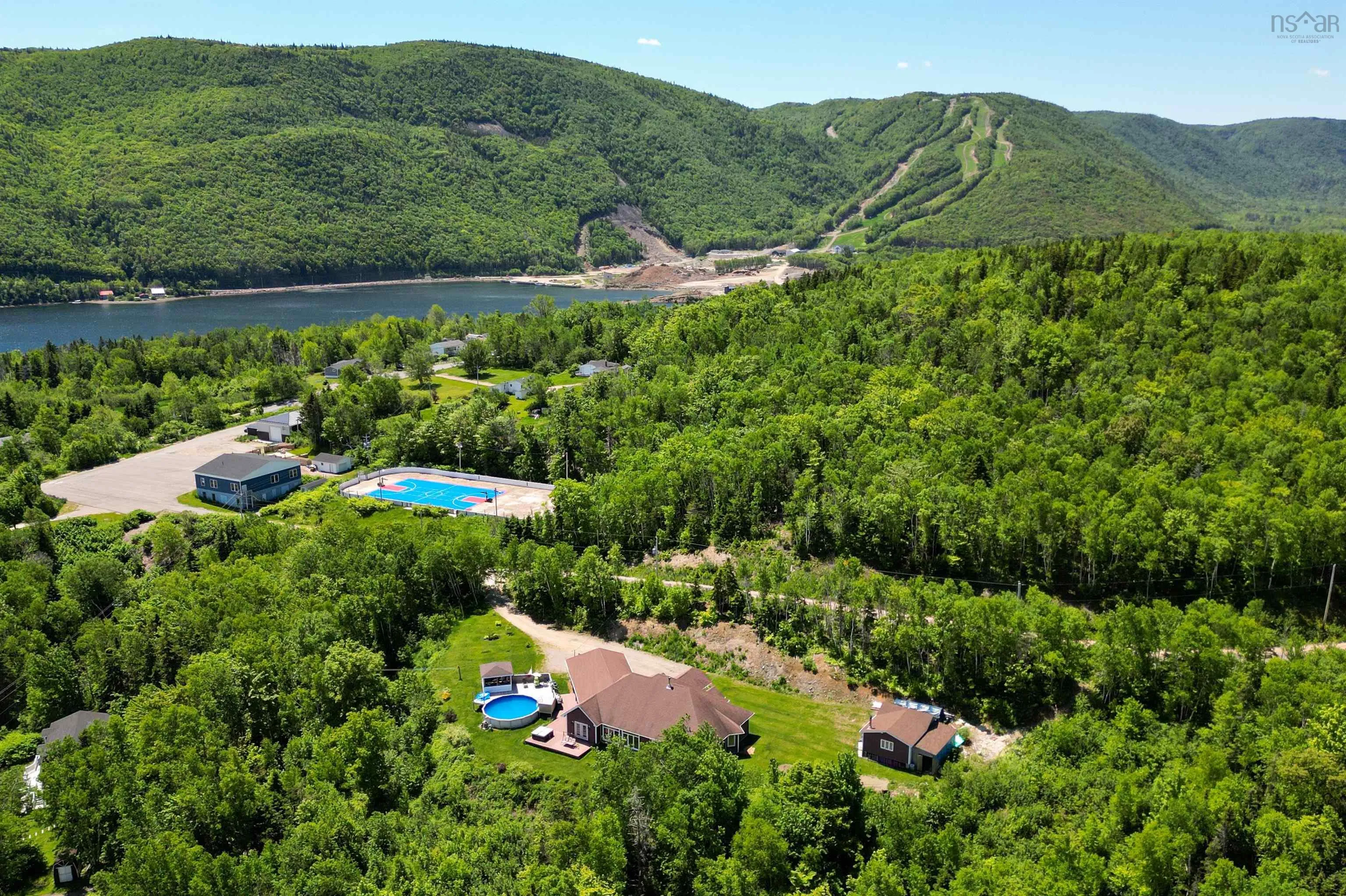 50 Water Tower Road, Ingonish Beach Ns B0c 1k0, 3 Bedrooms Bedrooms, ,3 BathroomsBathrooms,Residential,For Sale,Water Tower,202508315