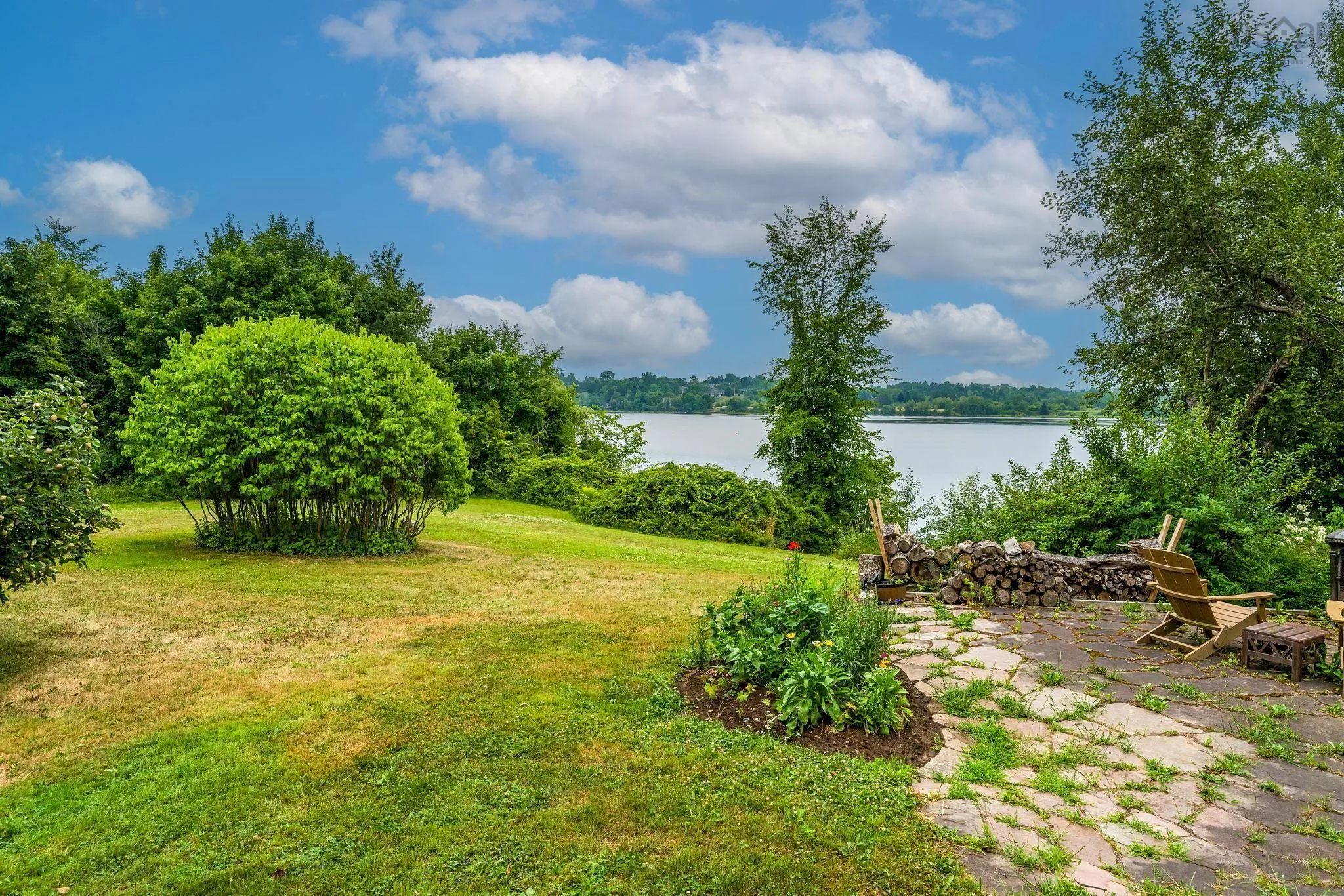 129 Town Road, Falmouth, NS B0P 1P0, 4 Bedrooms Bedrooms, ,5 BathroomsBathrooms,Residential,For Sale,Town,202519866