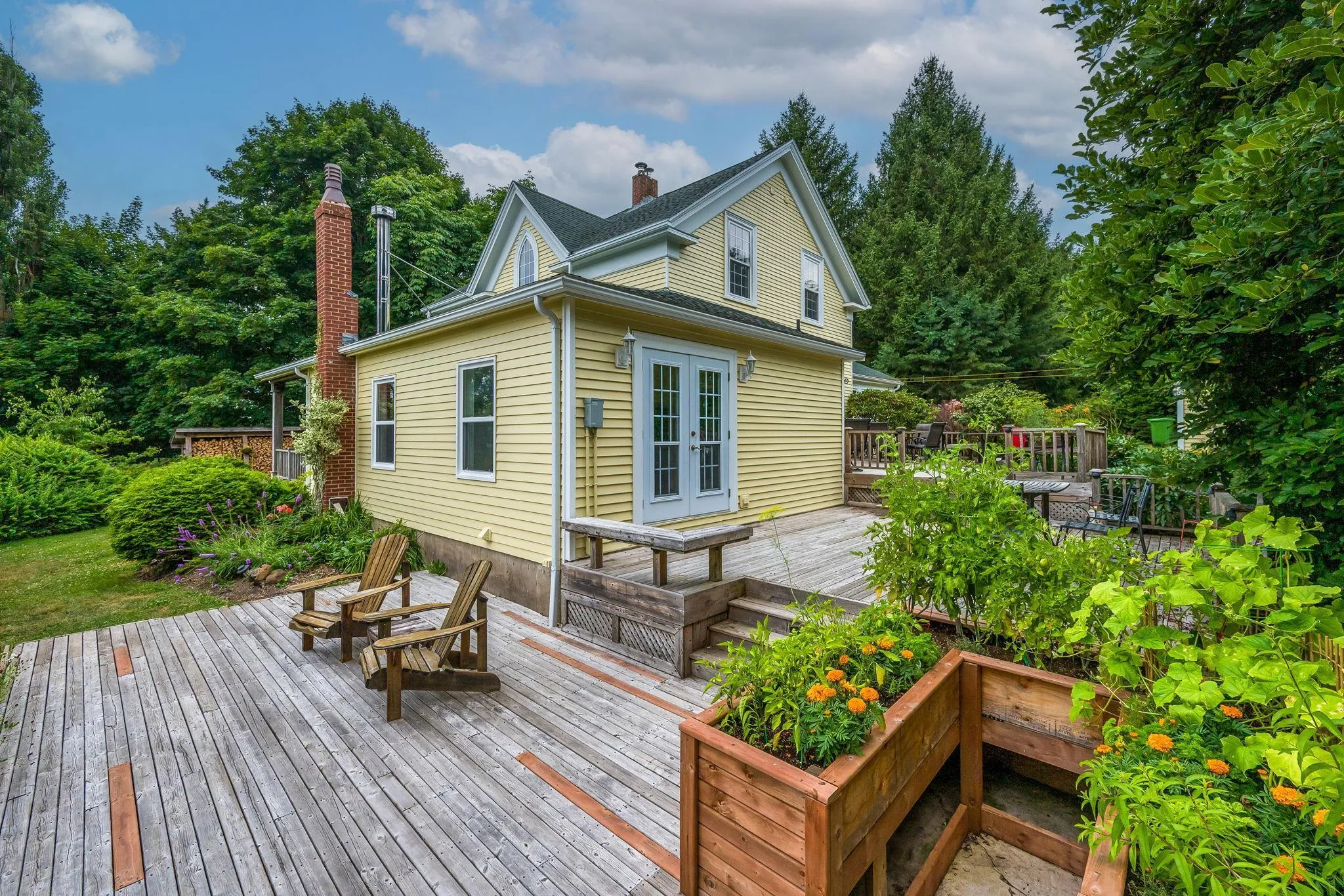 129 Town Road, Falmouth, NS B0P 1P0, 4 Bedrooms Bedrooms, ,5 BathroomsBathrooms,Residential,For Sale,Town,202519866