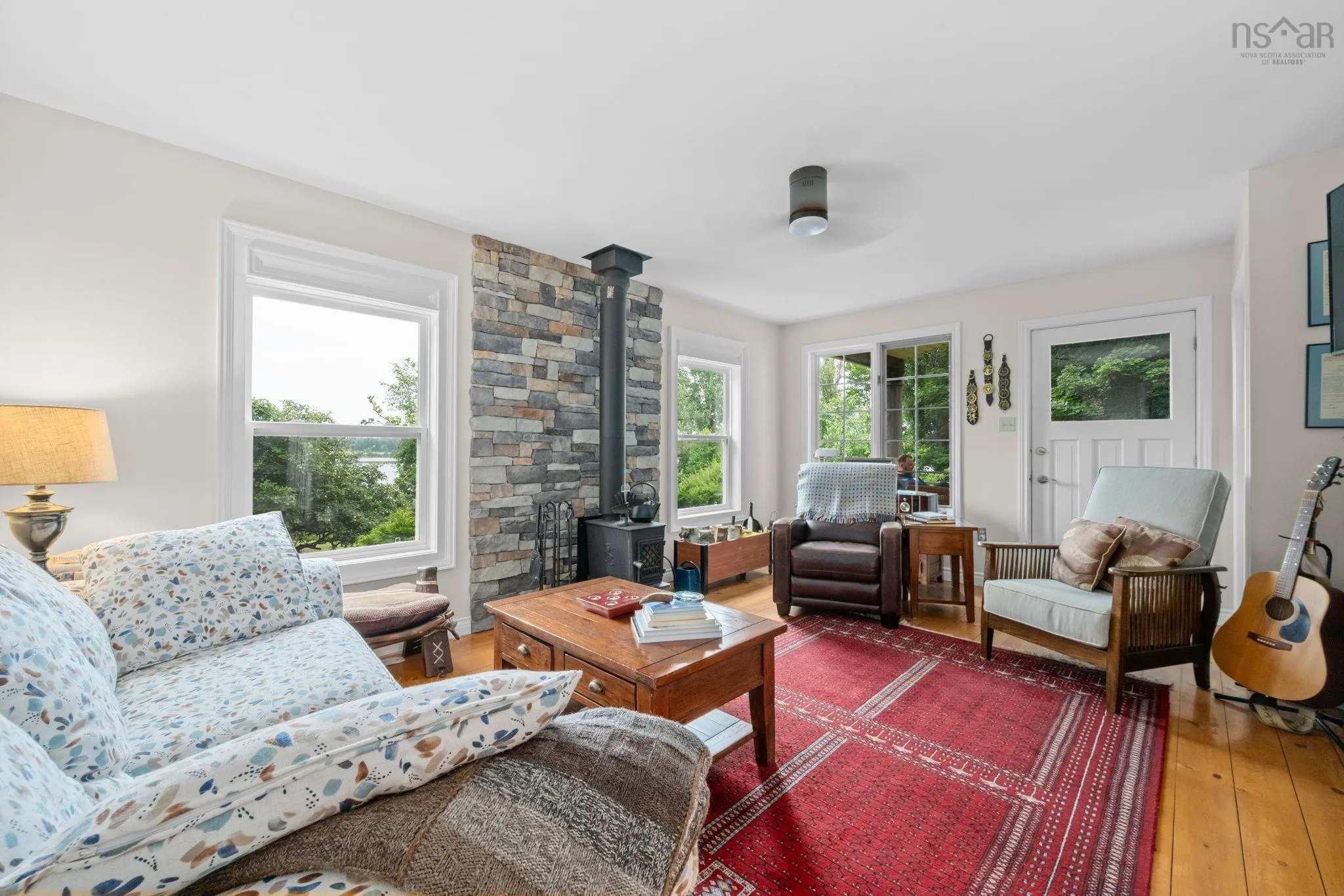 129 Town Road, Falmouth, NS B0P 1P0, 4 Bedrooms Bedrooms, ,5 BathroomsBathrooms,Residential,For Sale,Town,202519866
