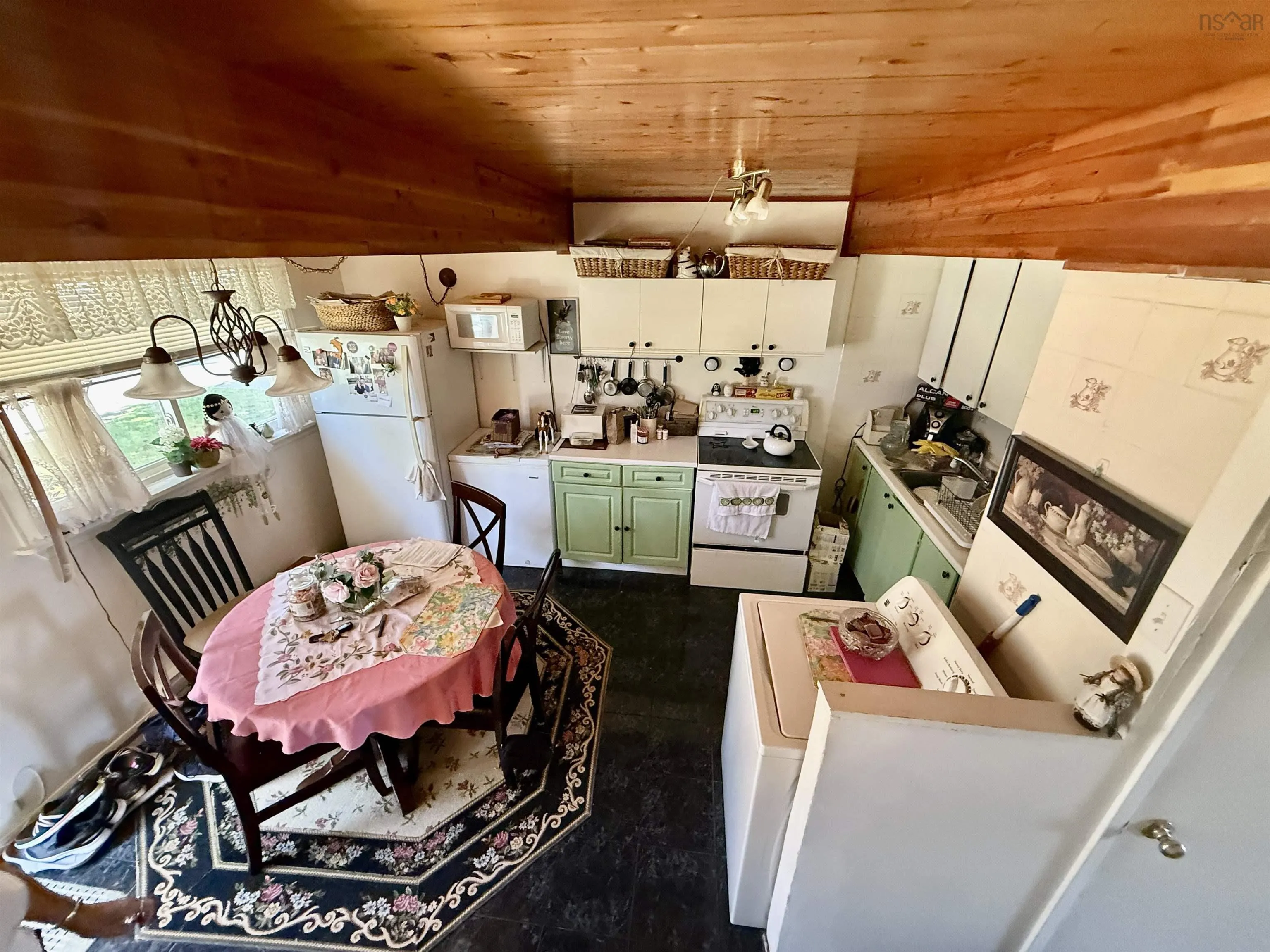 97 Bromley Road, Halifax, NS B3P 2L6, 3 Bedrooms Bedrooms, ,1 BathroomBathrooms,Residential,For Sale,Bromley,202524831
