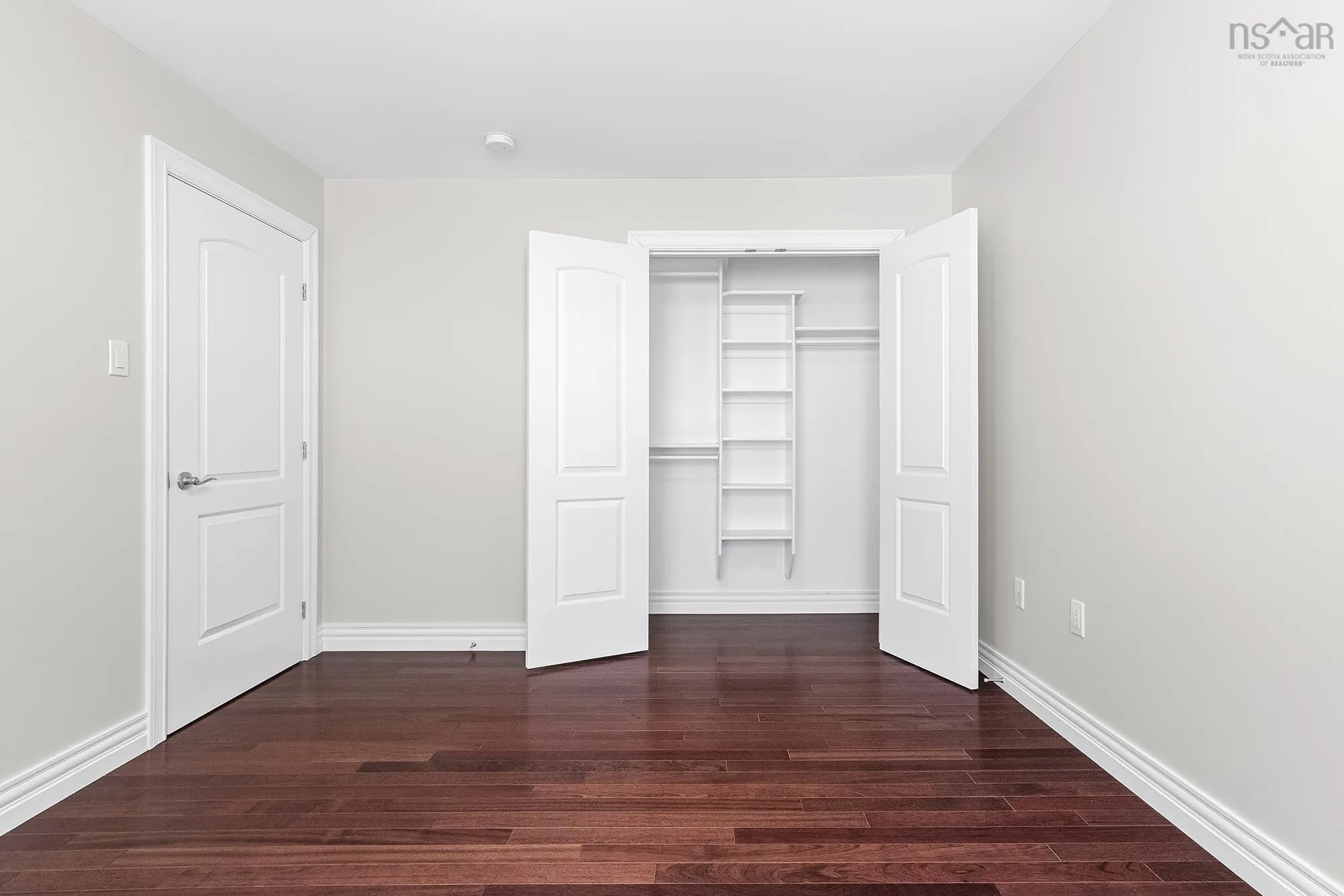 1 B Millview Avenue, Bedford, NS B4A 1G6, 5 Bedrooms Bedrooms, ,4 BathroomsBathrooms,Residential,For Sale,B Millview,202514590