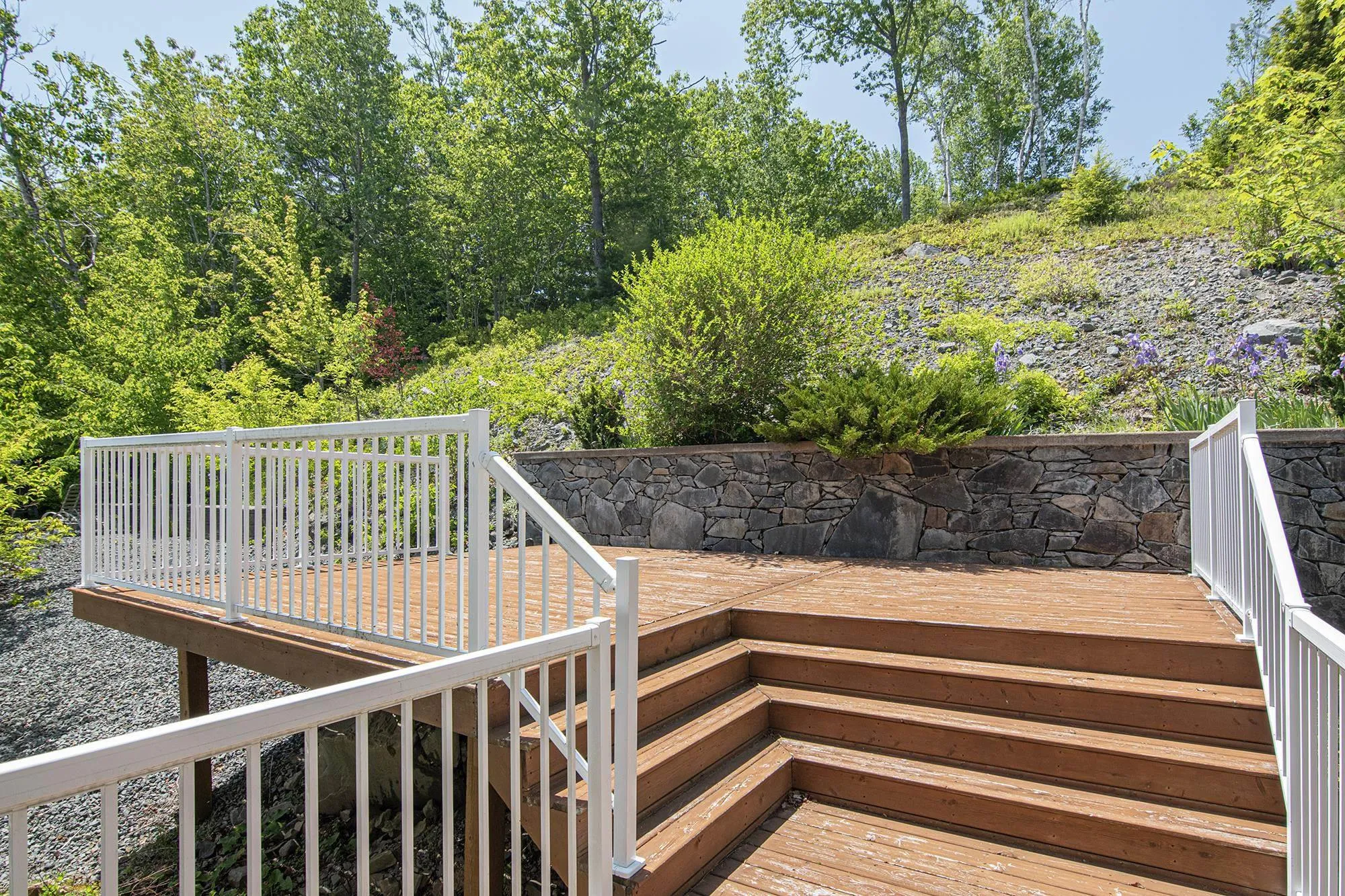 1 B Millview Avenue, Bedford, NS B4A 1G6, 5 Bedrooms Bedrooms, ,4 BathroomsBathrooms,Residential,For Sale,B Millview,202514590