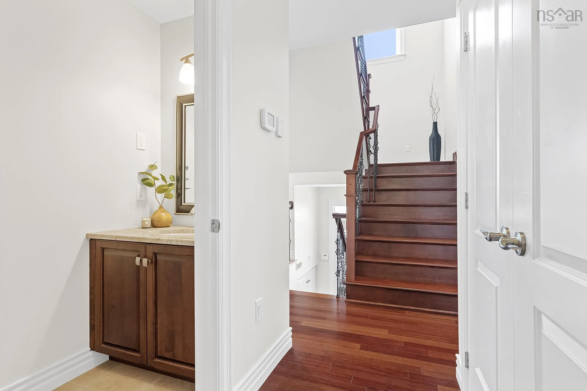 1 B Millview Avenue, Bedford, NS B4A 1G6, 5 Bedrooms Bedrooms, ,4 BathroomsBathrooms,Residential,For Sale,B Millview,202514590