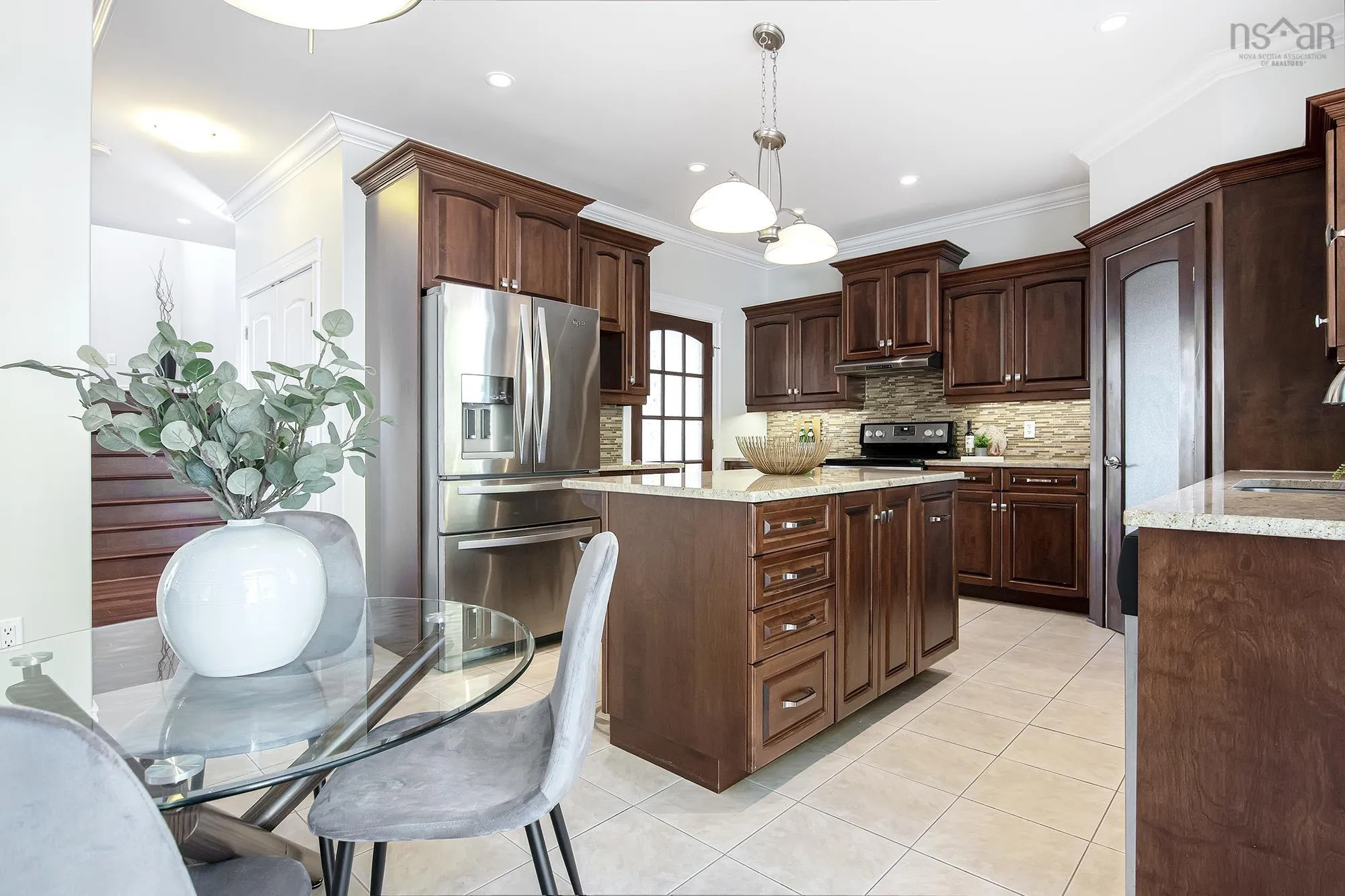 1 B Millview Avenue, Bedford, NS B4A 1G6, 5 Bedrooms Bedrooms, ,4 BathroomsBathrooms,Residential,For Sale,B Millview,202514590