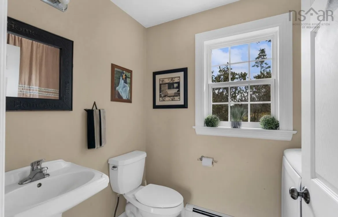 228-56 Edgehill Drive, Valley, NS B6L 3K2, 4 Bedrooms Bedrooms, ,3 BathroomsBathrooms,Residential,For Sale,Edgehill,202524785