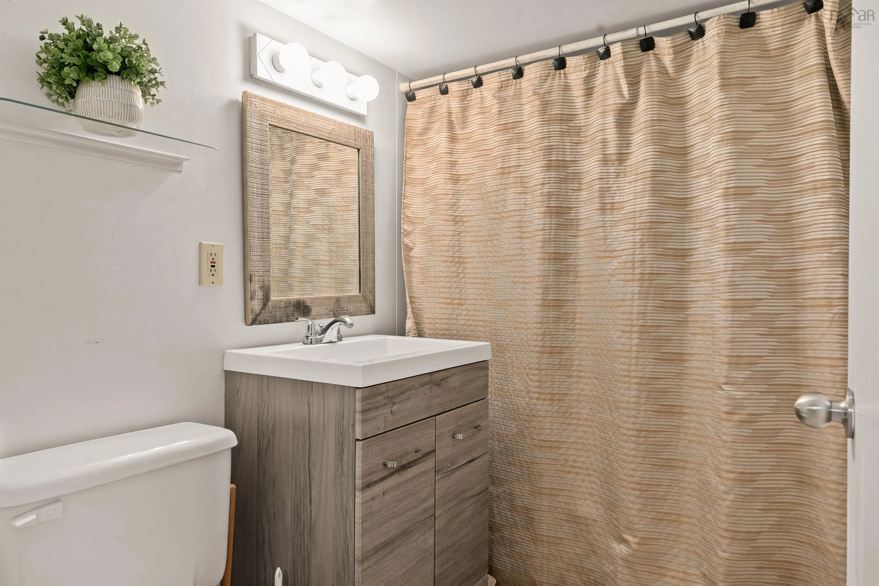 5680 Drummond Court, Halifax, NS B3K 3Z5, 3 Bedrooms Bedrooms, ,2 BathroomsBathrooms,Residential,For Sale,Drummond Court,202522759
