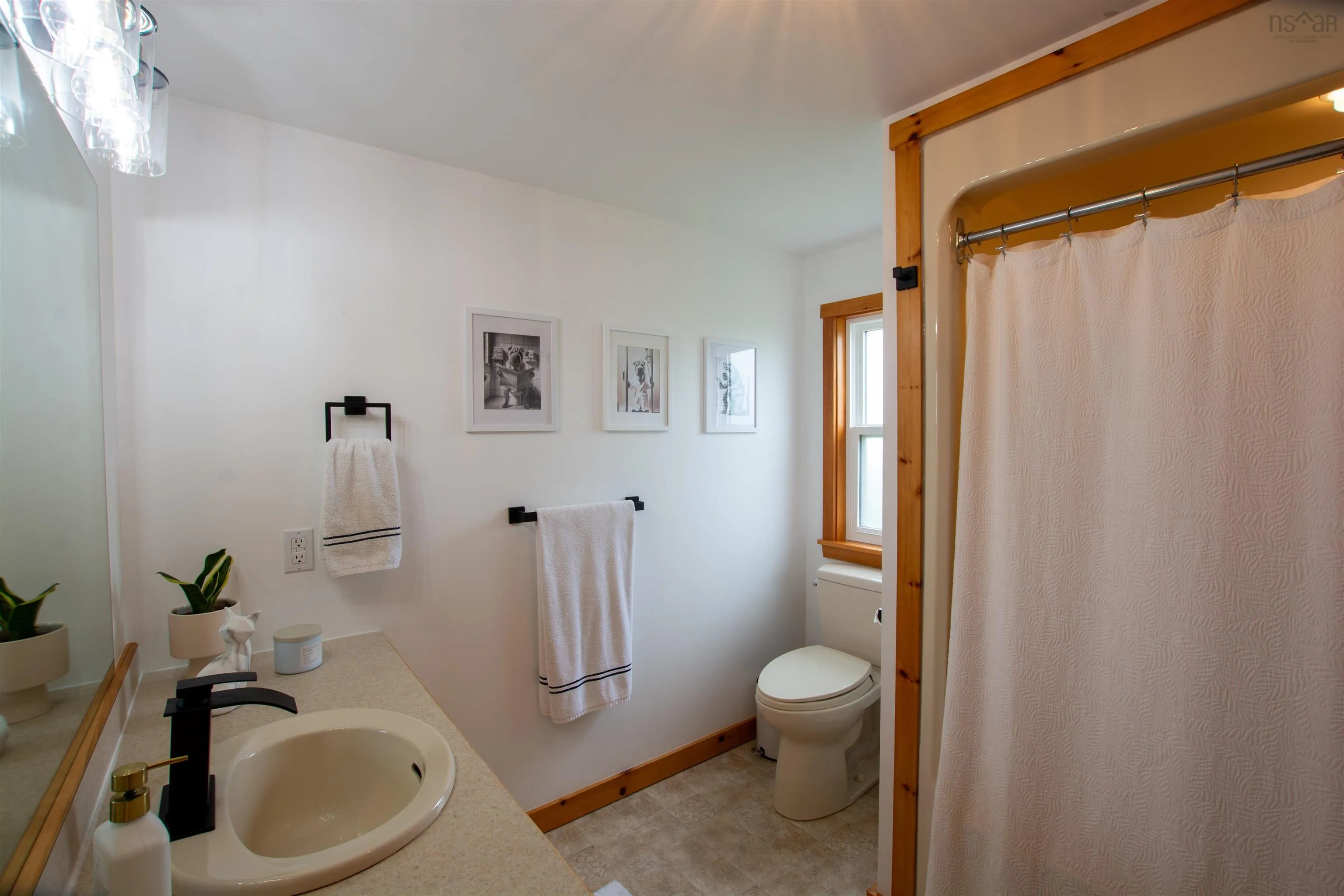 2435 Main Shore Road, Port Maitland, NS B5A 5V1, 3 Bedrooms Bedrooms, ,3 BathroomsBathrooms,Residential,For Sale,Main Shore,202517616