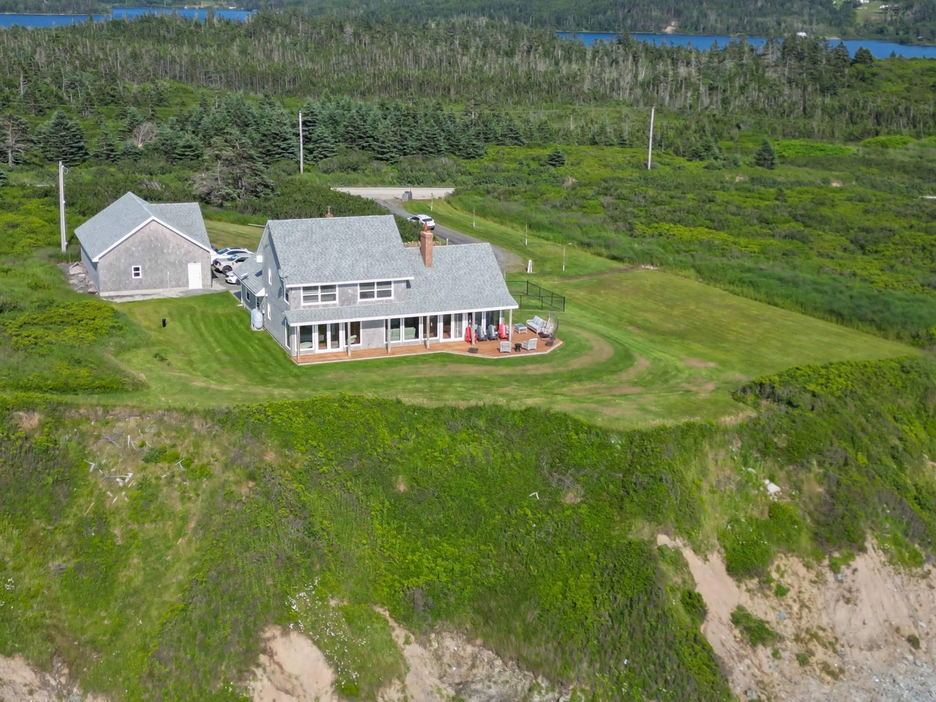 2435 Main Shore Road, Port Maitland, NS B5A 5V1, 3 Bedrooms Bedrooms, ,3 BathroomsBathrooms,Residential,For Sale,Main Shore,202517616