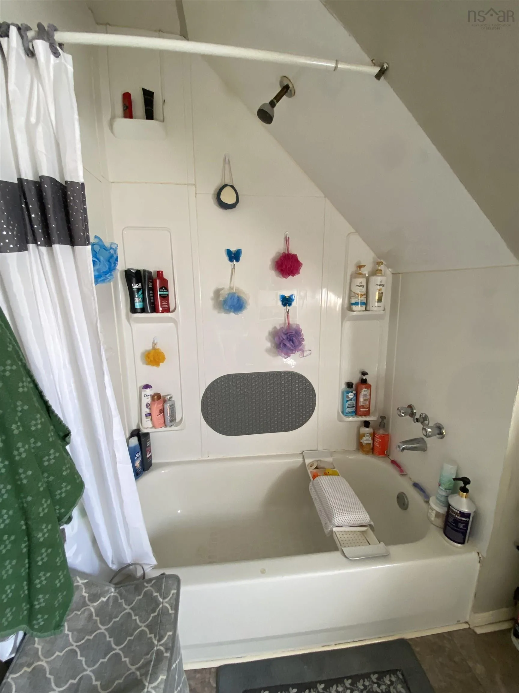 153 Mansfield Street, Glace Bay, NS B1A 3N6, 3 Bedrooms Bedrooms, ,1 BathroomBathrooms,Residential,For Sale,Mansfield,202521579