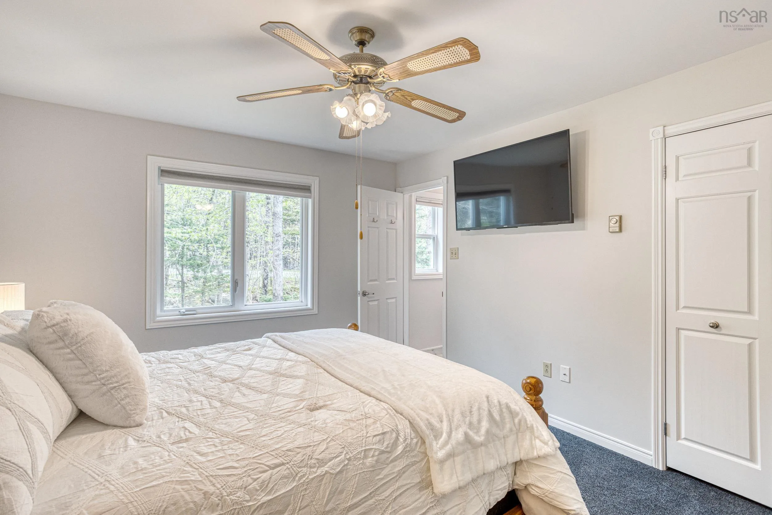 21 Stillwater Lake Drive, Stillwater Lake, NS B3Z 1H7, 4 Bedrooms Bedrooms, ,3 BathroomsBathrooms,Residential,For Sale,21 Stillwater Lake,202519612