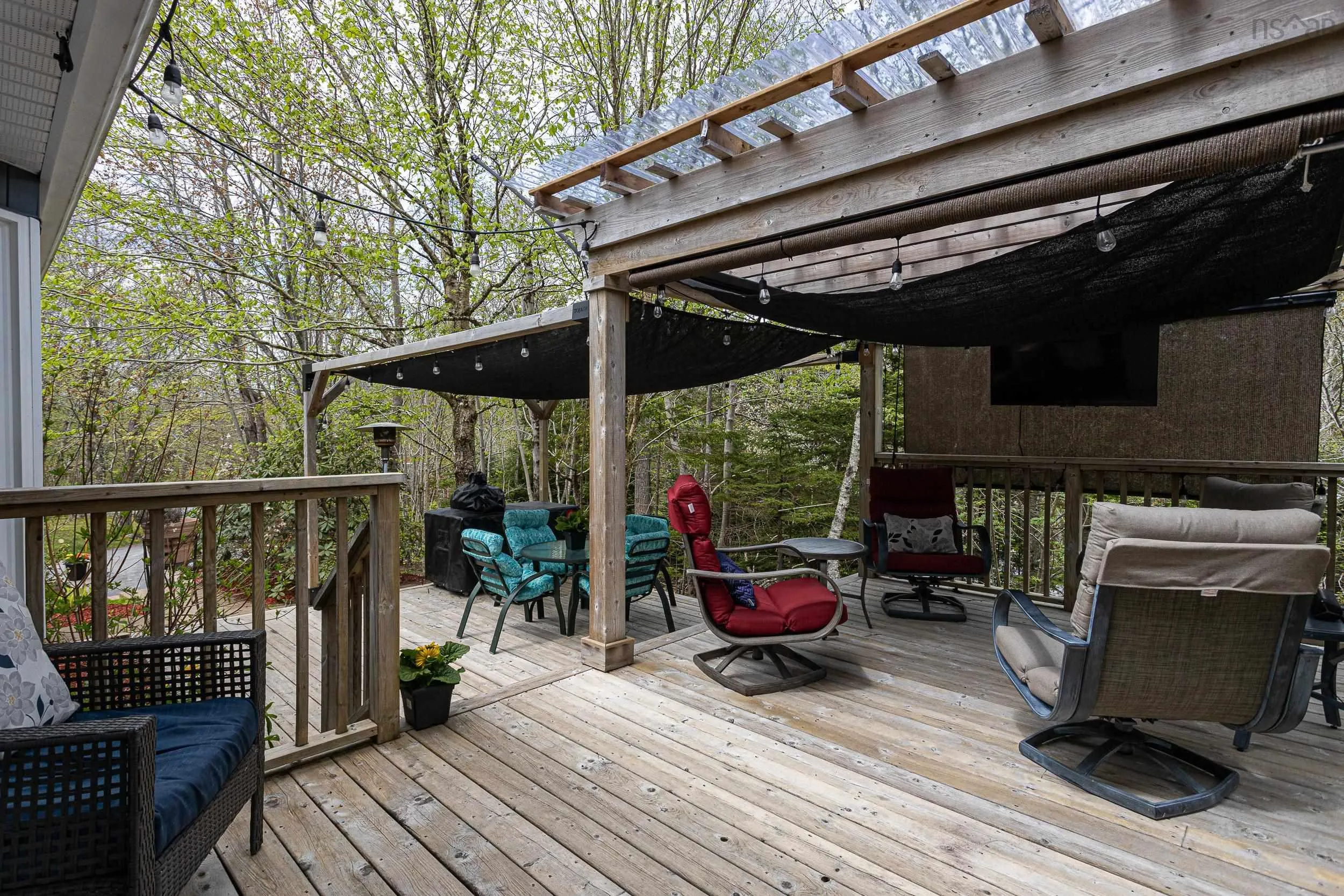 21 Stillwater Lake Drive, Stillwater Lake, NS B3Z 1H7, 4 Bedrooms Bedrooms, ,3 BathroomsBathrooms,Residential,For Sale,21 Stillwater Lake,202519612