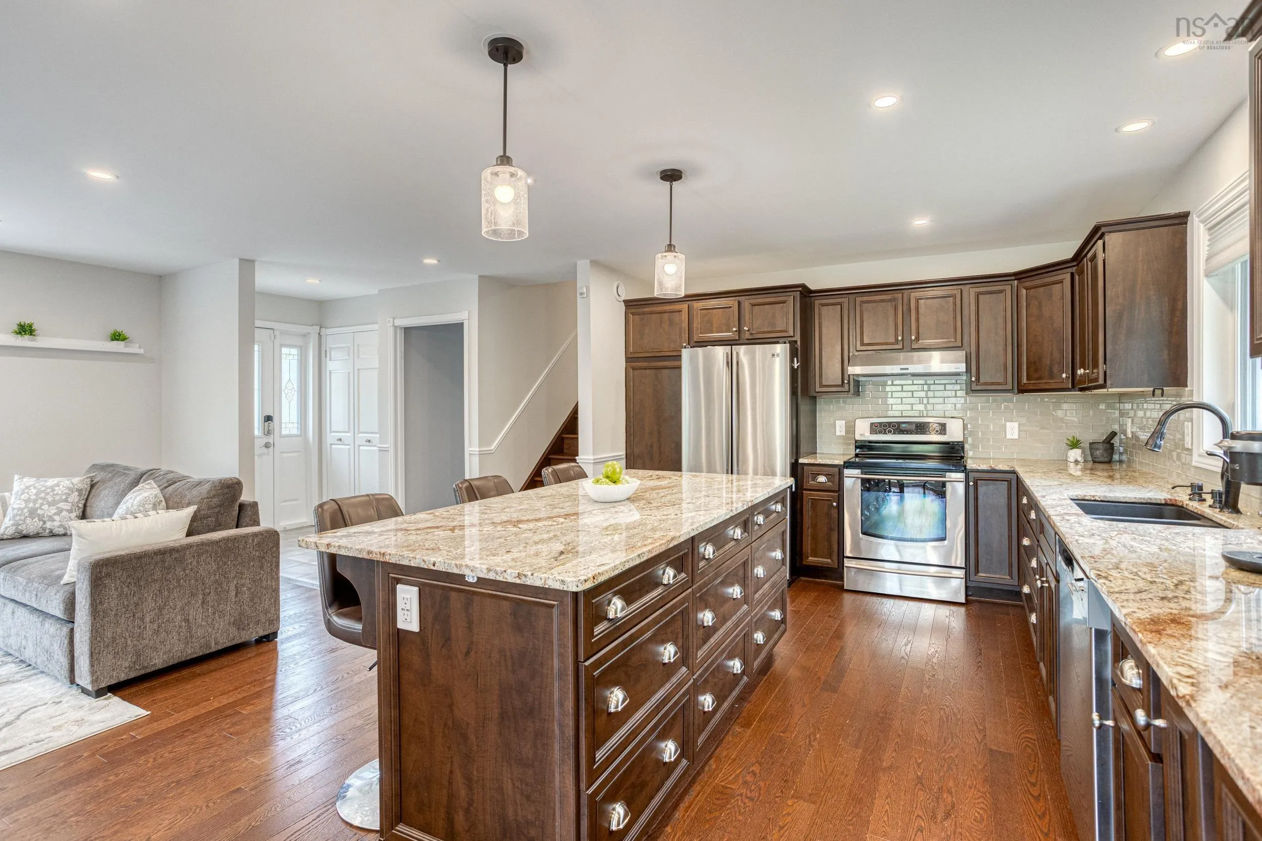 21 Stillwater Lake Drive, Stillwater Lake, NS B3Z 1H7, 4 Bedrooms Bedrooms, ,3 BathroomsBathrooms,Residential,For Sale,21 Stillwater Lake,202519612