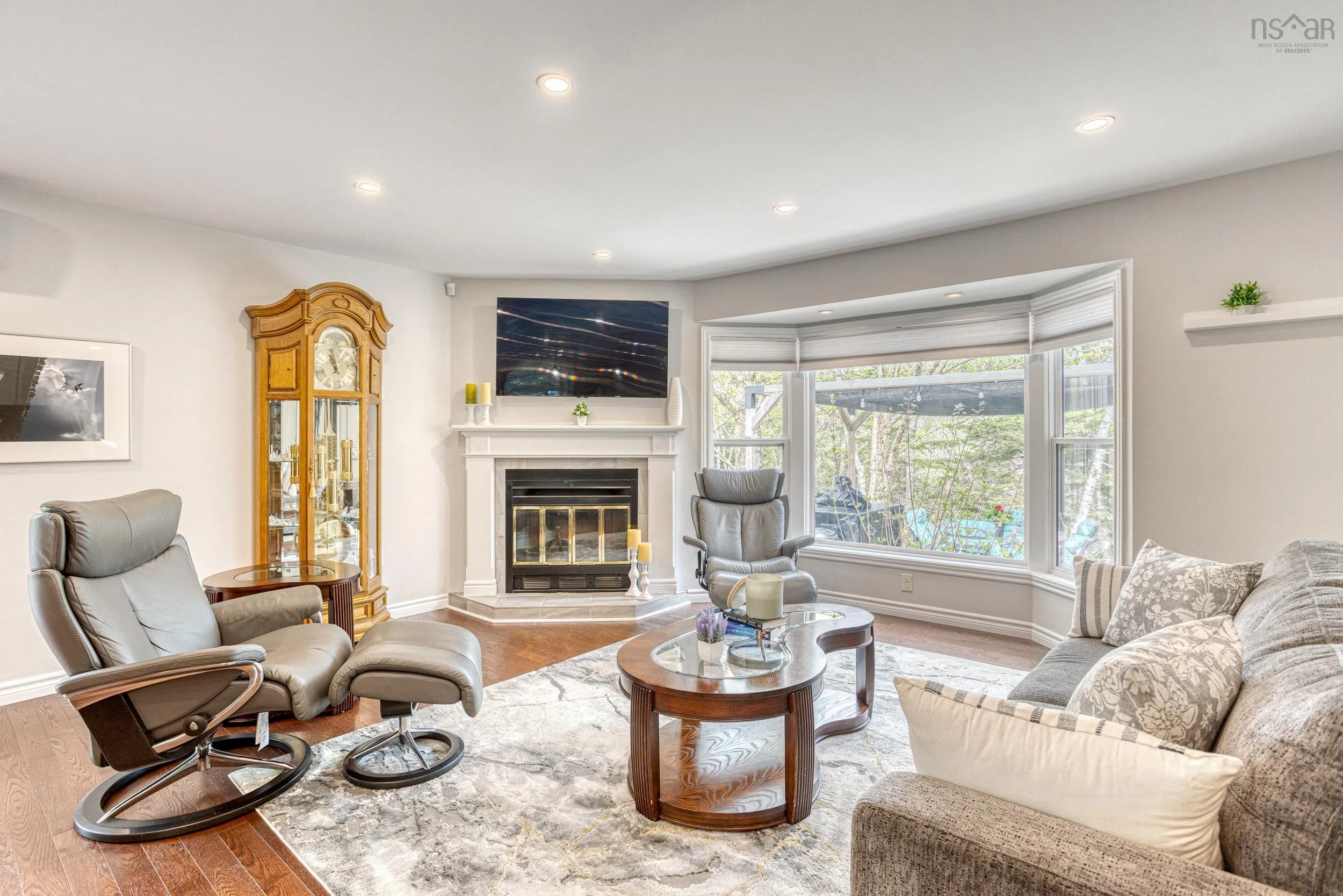 21 Stillwater Lake Drive, Stillwater Lake, NS B3Z 1H7, 4 Bedrooms Bedrooms, ,3 BathroomsBathrooms,Residential,For Sale,21 Stillwater Lake,202519612